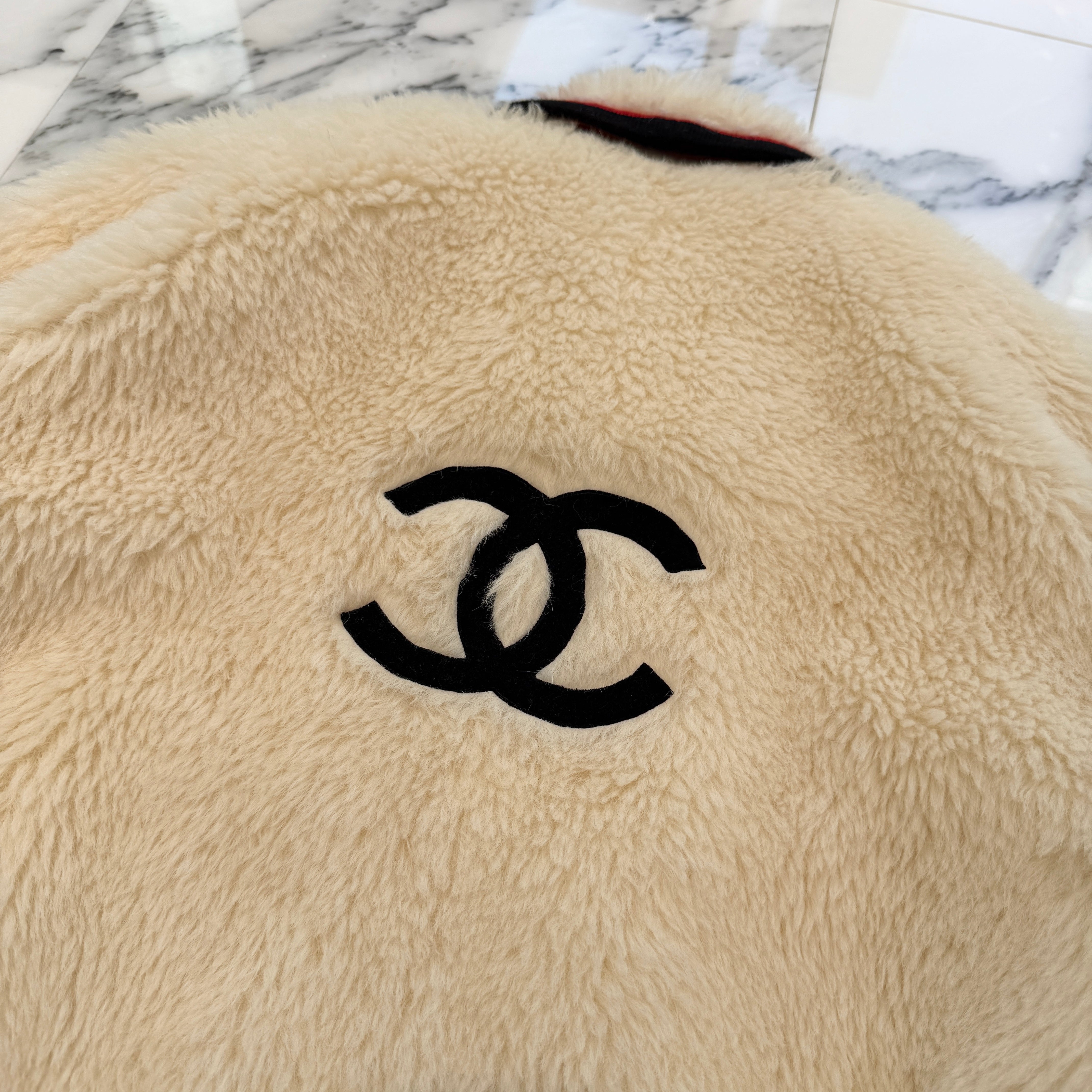 CHANEL 1994 Chanel Boutique Vintage Fake Fur Jacket PO3759 BO418 Size 40 シャネル 1994 シャネルブティック ヴィンテージ フェイクファー ジャケット サイズ40