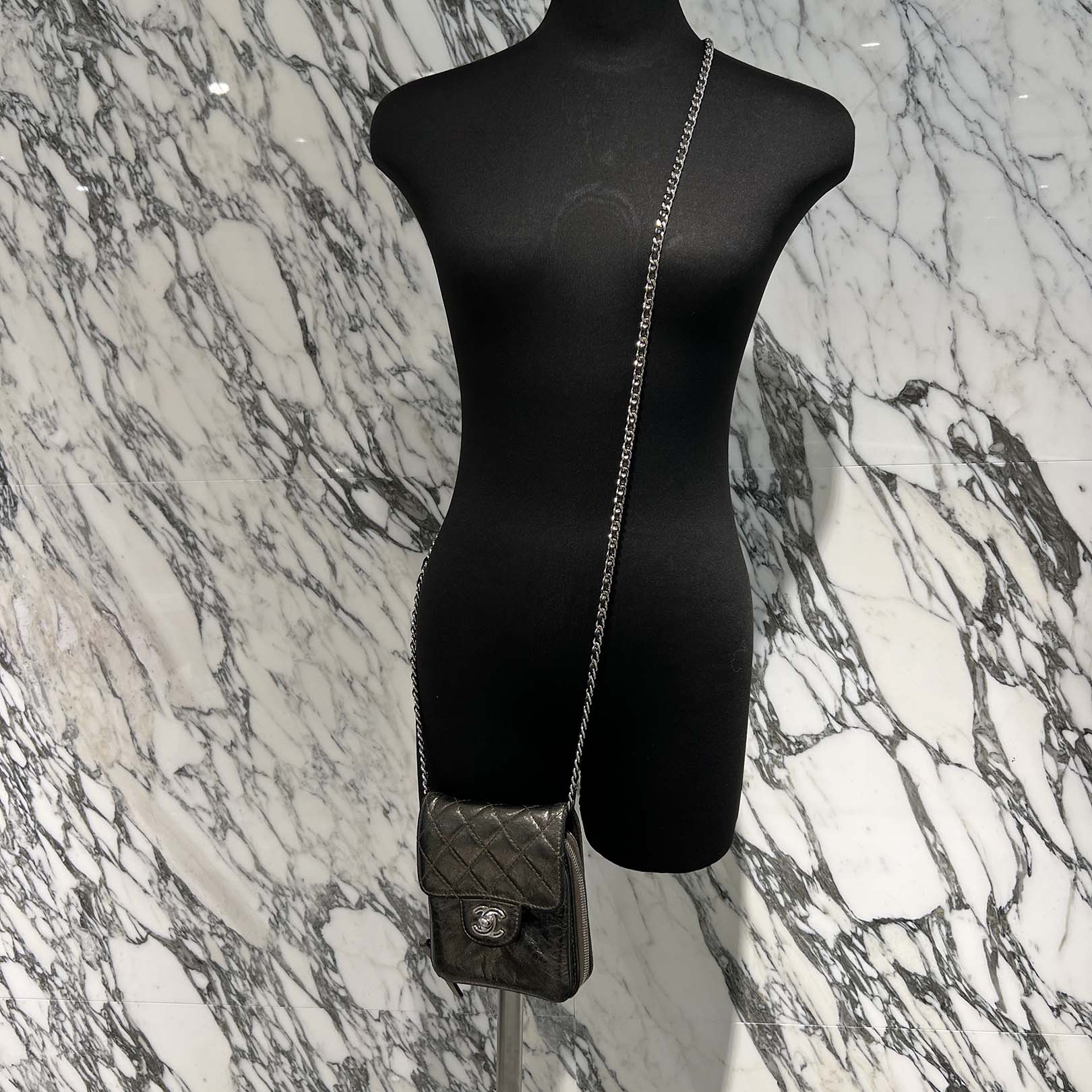 CHANEL Matelassé Quilted Stitch Leather Chain Wallet Mini Bag シャネル マトラッセ キルティングステッチ レザーチェーン ウォレット ミニバッグ