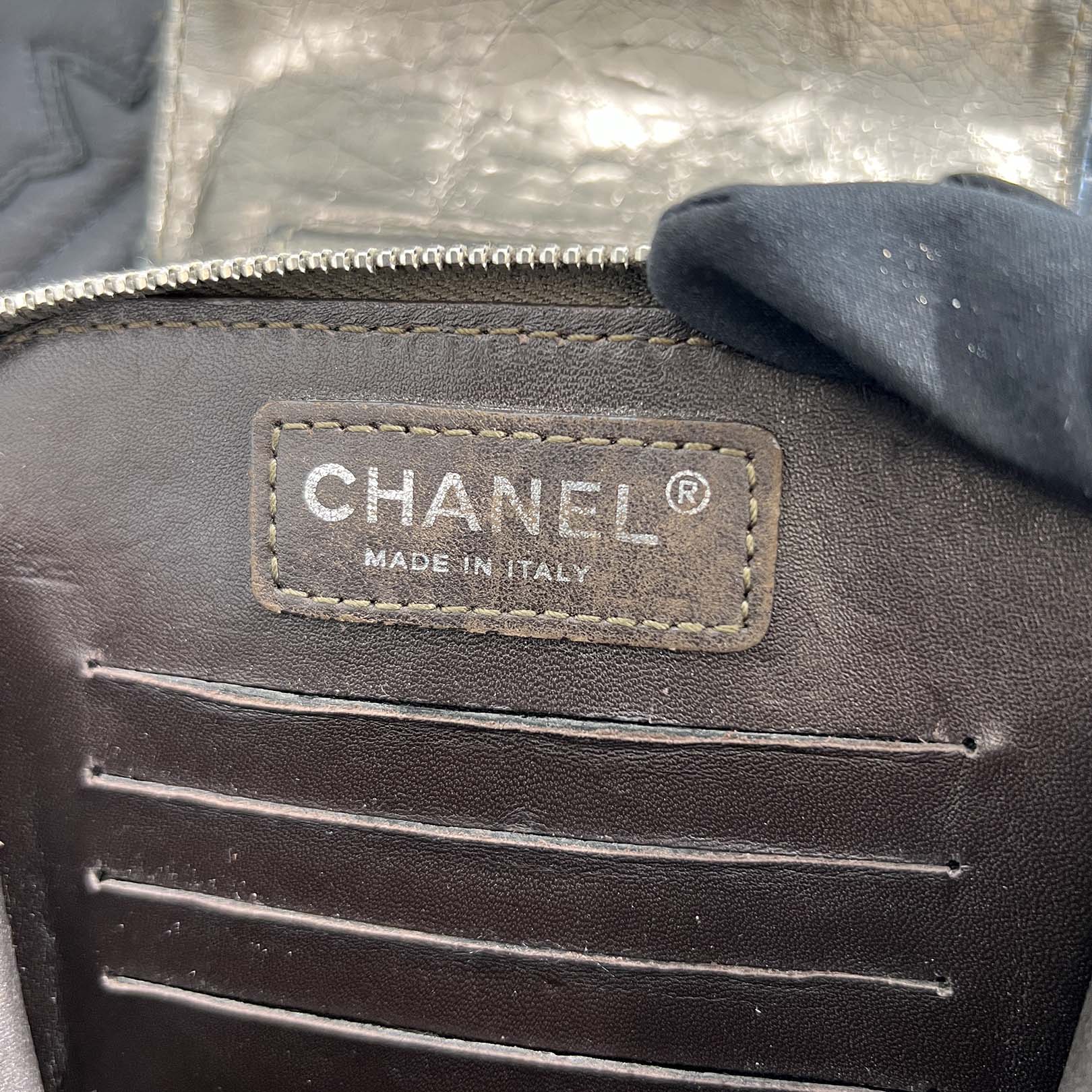 CHANEL Matelassé Quilted Stitch Leather Chain Wallet Mini Bag シャネル マトラッセ キルティングステッチ レザーチェーン ウォレット ミニバッグ