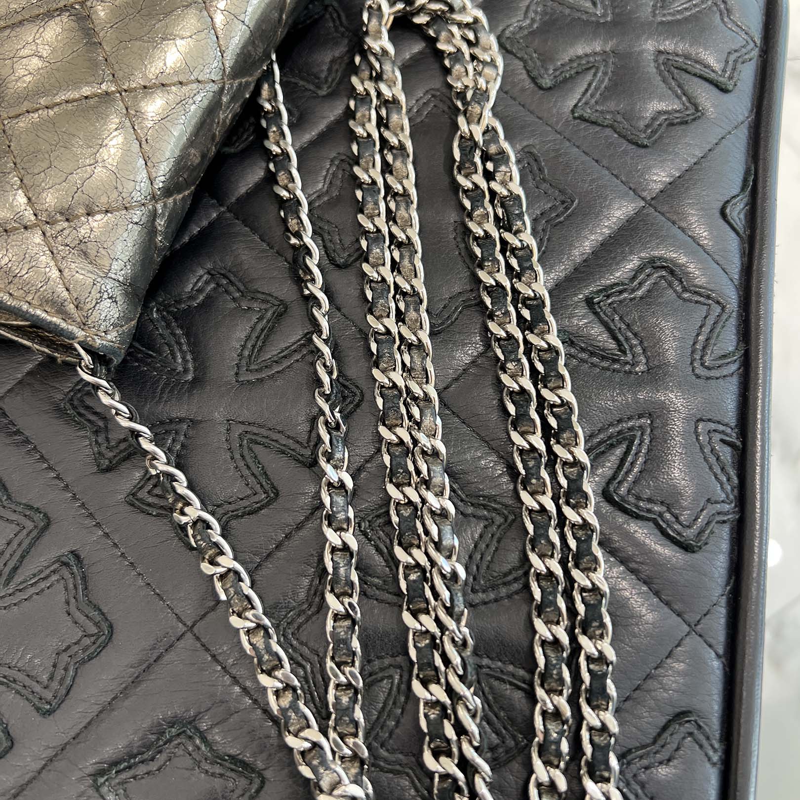 CHANEL Matelassé Quilted Stitch Leather Chain Wallet Mini Bag シャネル マトラッセ キルティングステッチ レザーチェーン ウォレット ミニバッグ