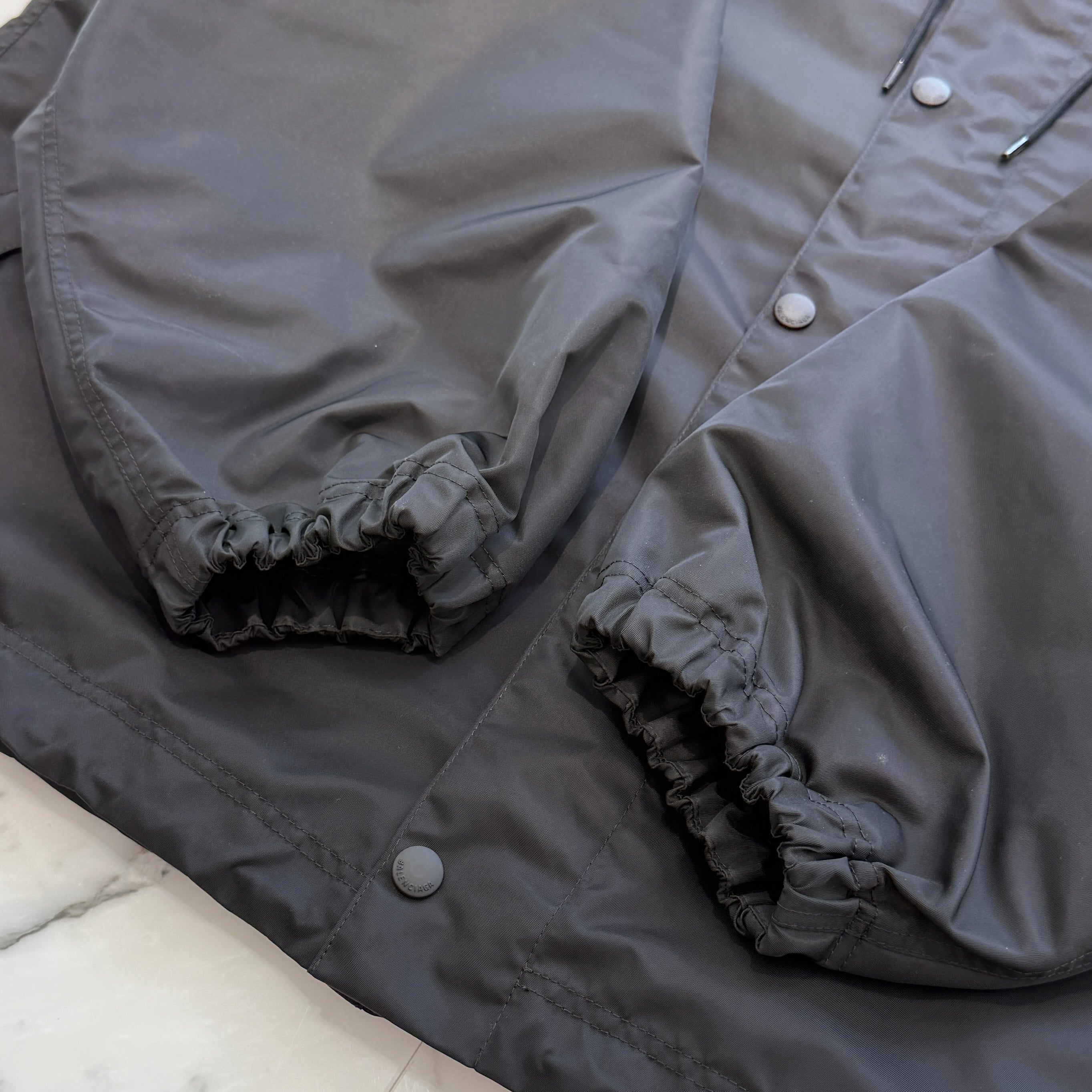 BALENCIAGA 2024AW Tape Logo Long Windbreaker 738762 TL025 Size XXS バレンシアガ テープロゴ ロングウィンドブレイカー サイズXXS