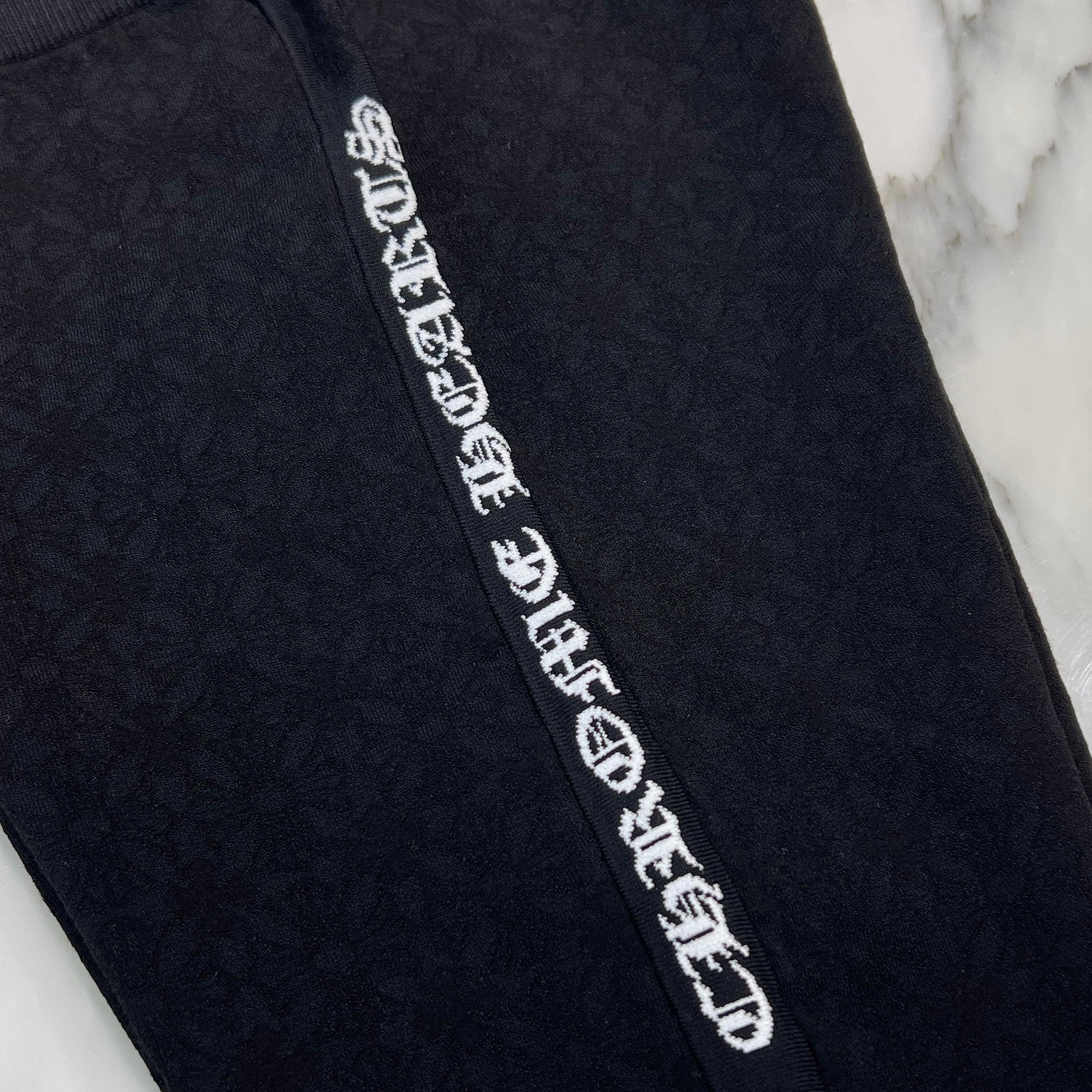 CHROME HEARTS Y Not Cross Pattern Slide Script Logo Shorts Size M クロムハーツ ワイノット クロスパターンスライドスクリプトロゴショーツ サイズM