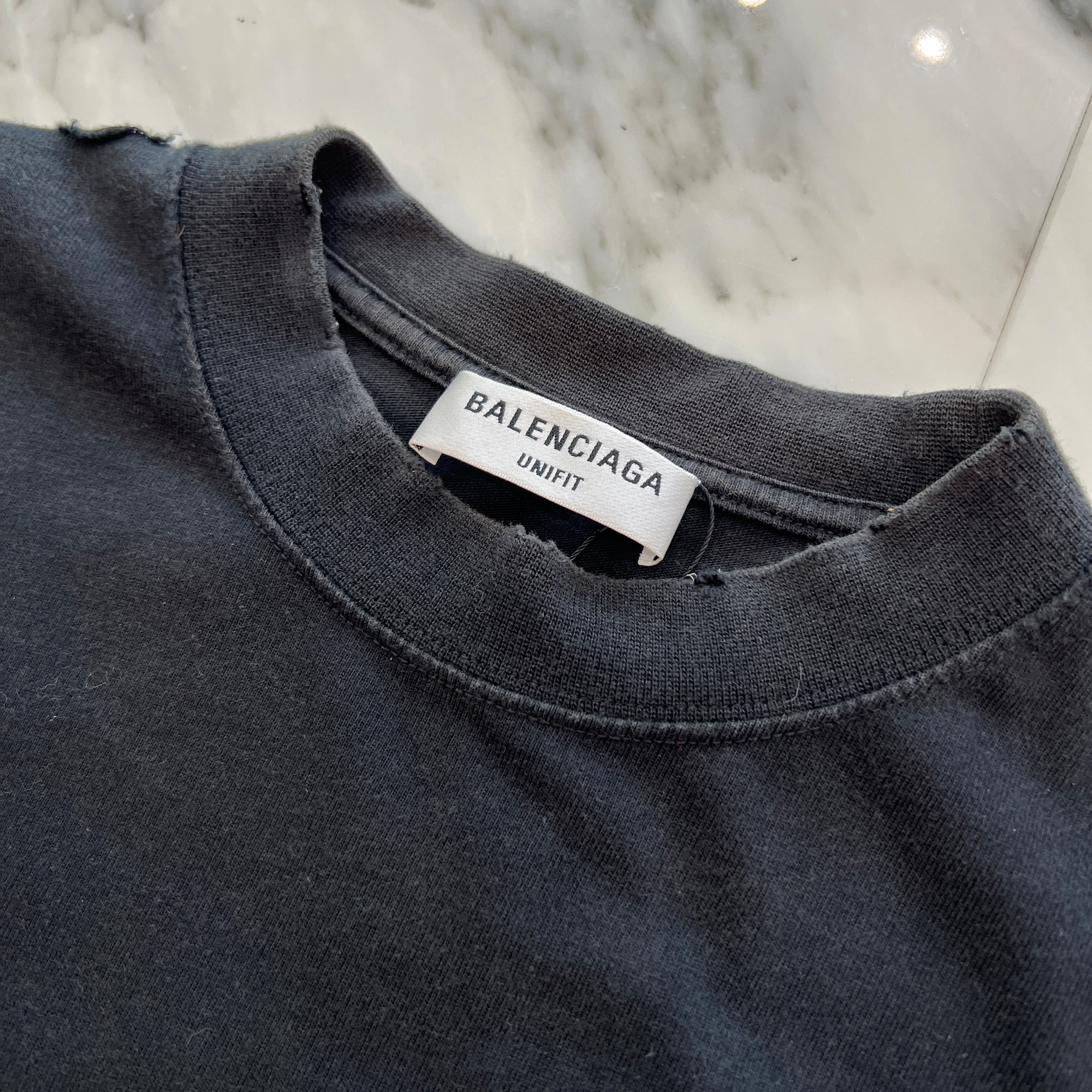 BALENCIAGA 2022SS Crushed Metal Logo Paint Tee 694575 TMV88 Size L バレンシアガ クラッシュ加工 メタルロゴ ペイント Tシャツ サイズL