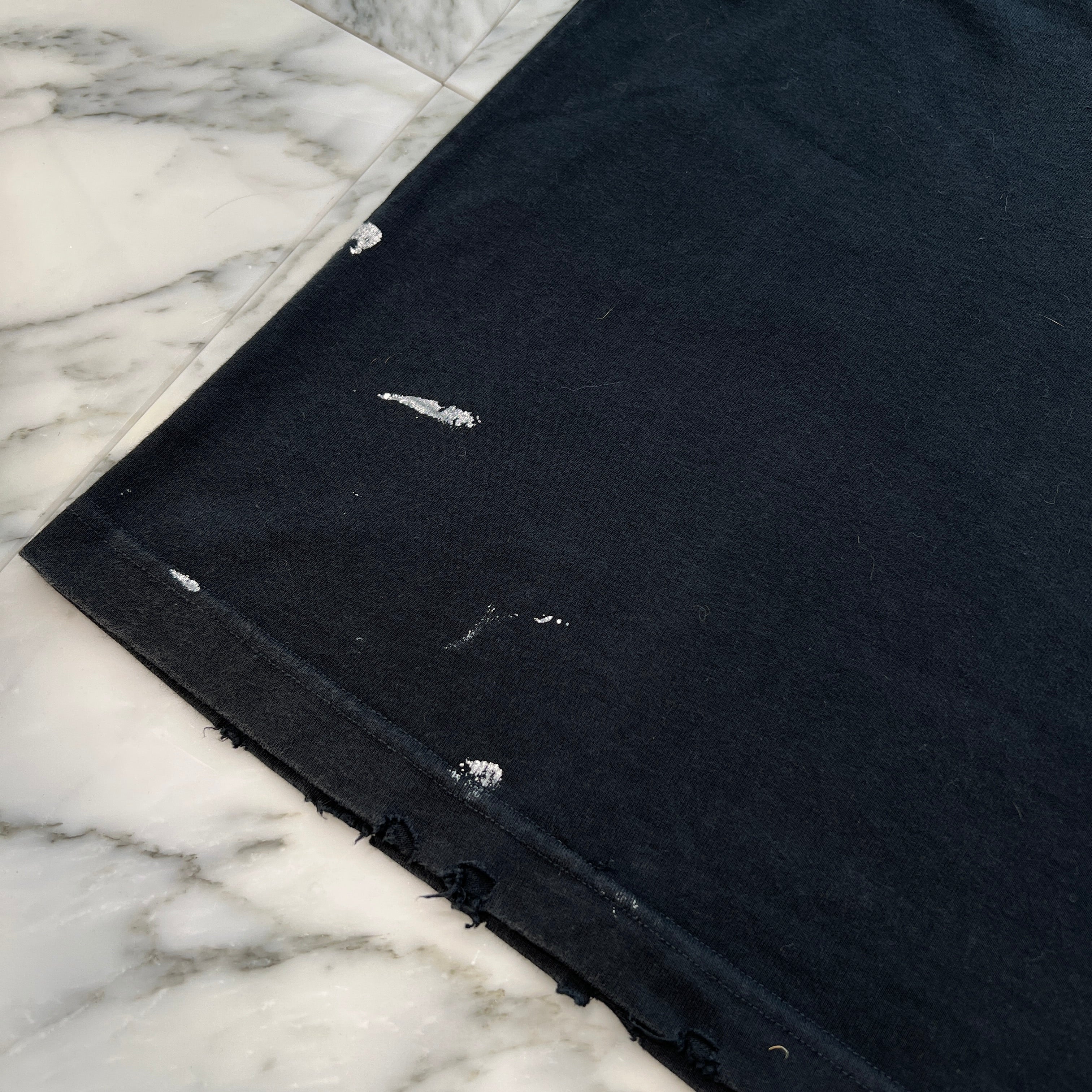 BALENCIAGA 2022SS Crushed Metal Logo Paint Tee 694575 TMV88 Size L バレンシアガ クラッシュ加工 メタルロゴ ペイント Tシャツ サイズL