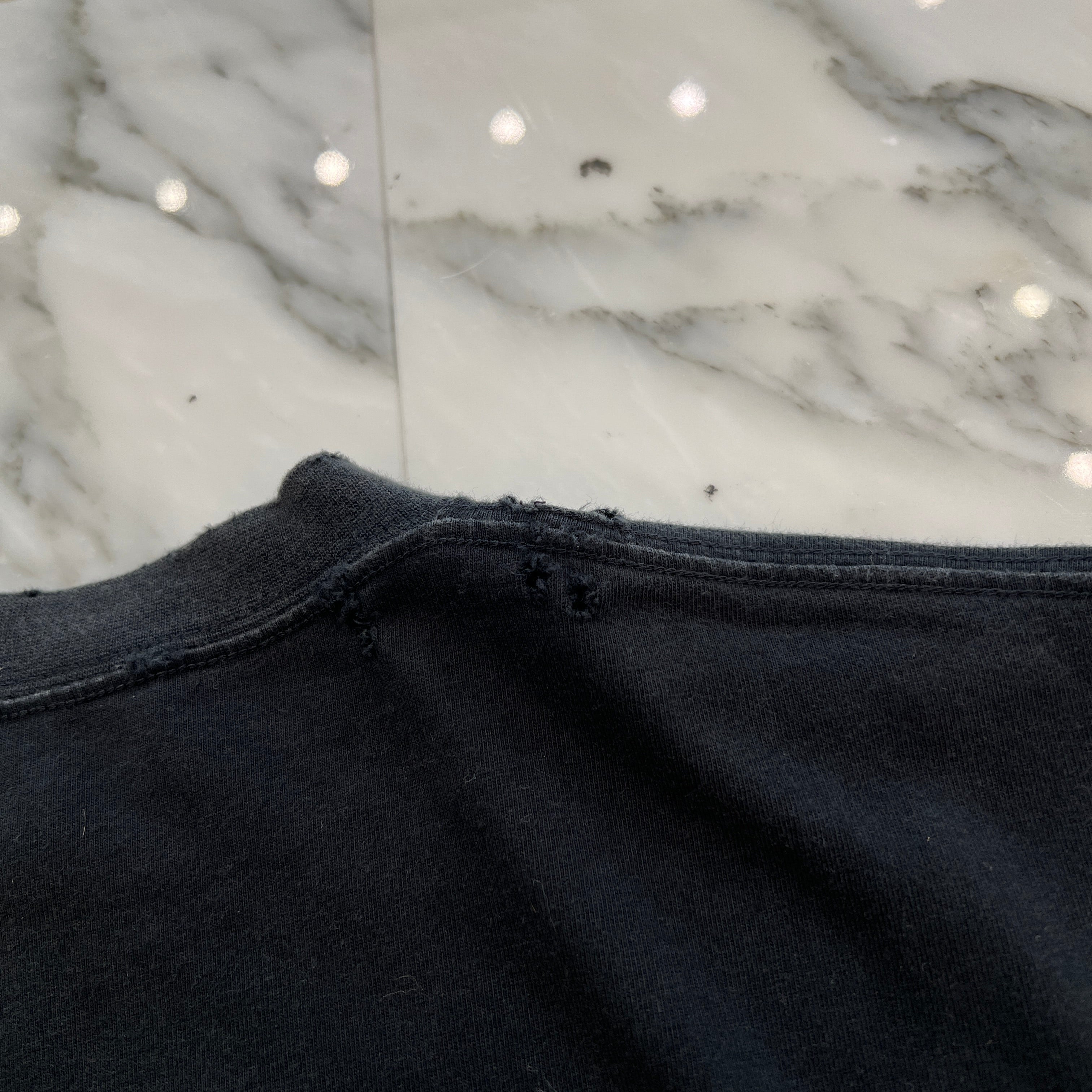 BALENCIAGA 2022SS Crushed Metal Logo Paint Tee 694575 TMV88 Size L バレンシアガ クラッシュ加工 メタルロゴ ペイント Tシャツ サイズL