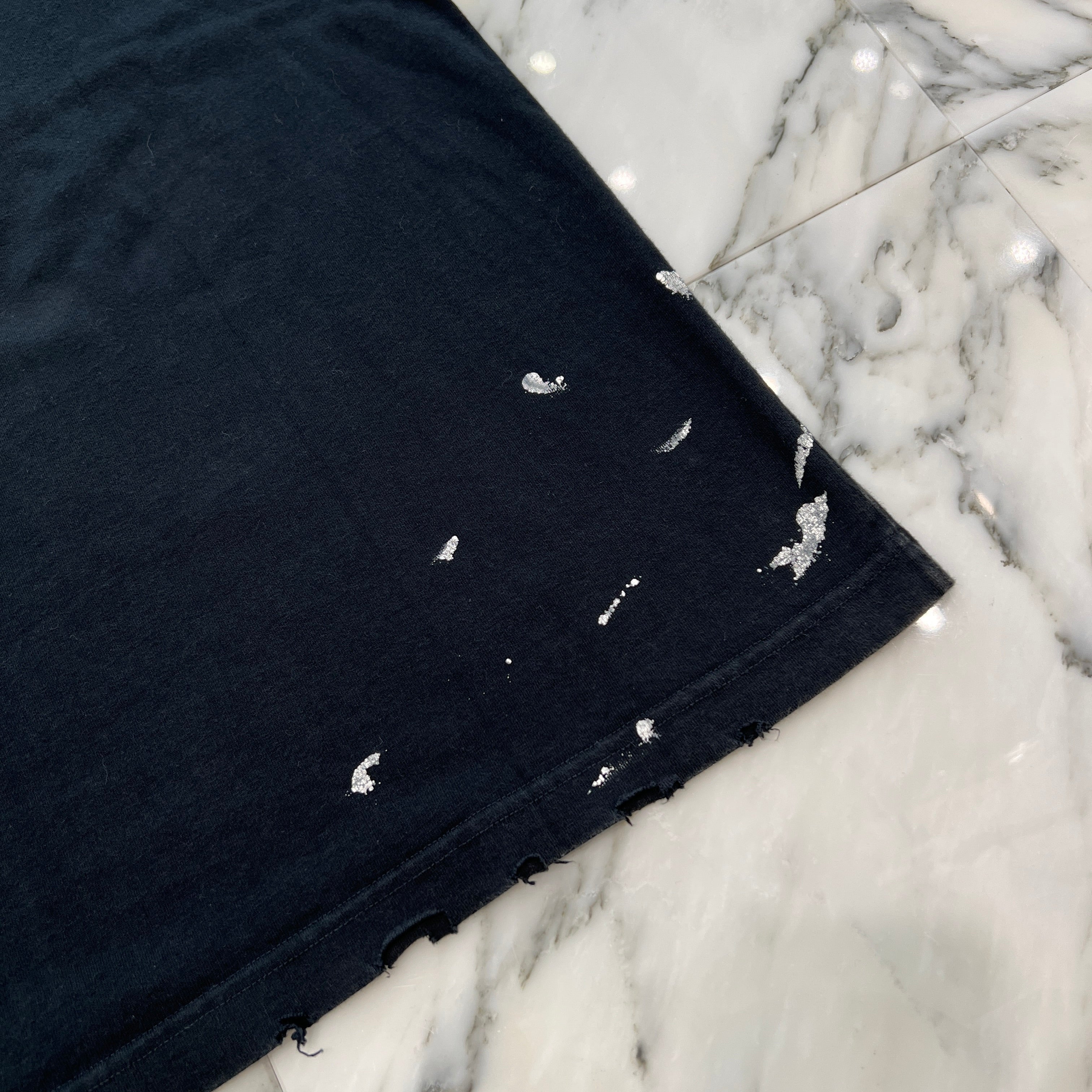 BALENCIAGA 2022SS Crushed Metal Logo Paint Tee 694575 TMV88 Size L バレンシアガ クラッシュ加工 メタルロゴ ペイント Tシャツ サイズL