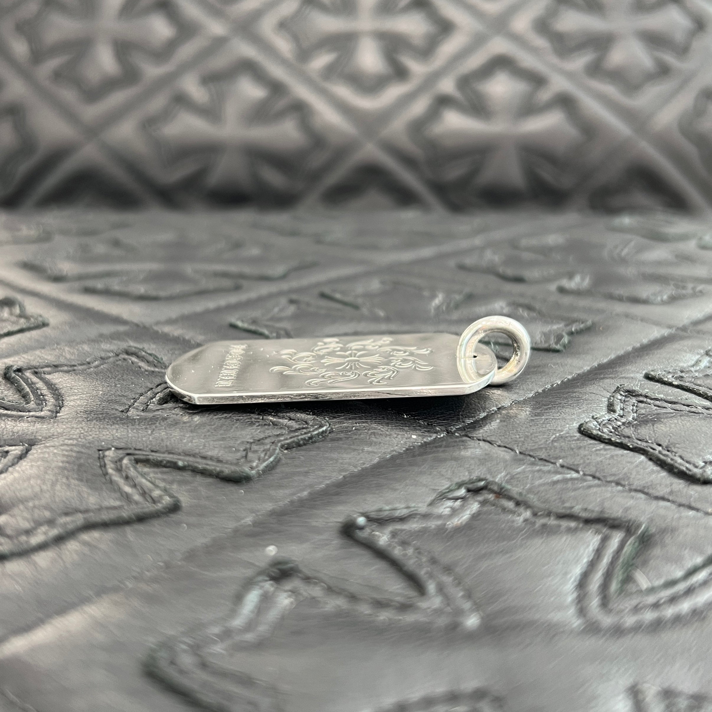 CHROME HEARTS Honolulu Limited CH Dog Tag Pendent クロムハーツ ホノルル限定 CH ドッグタグ