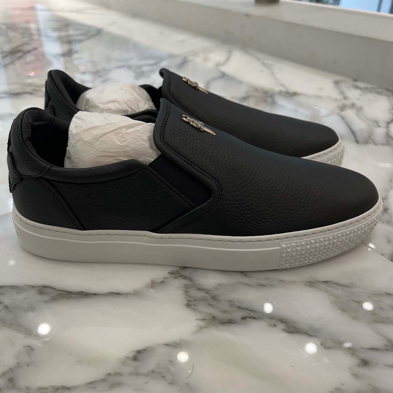 クロムハーツ サイズ:40  SLIP ON BLK CALF スリッポン CHプラスレザーパッチダガー付レザースニーカー 中古 SJ02 CHROME HEARTS CH Plus Leather Patch Dagger Slip On Size 42 (26.5cm