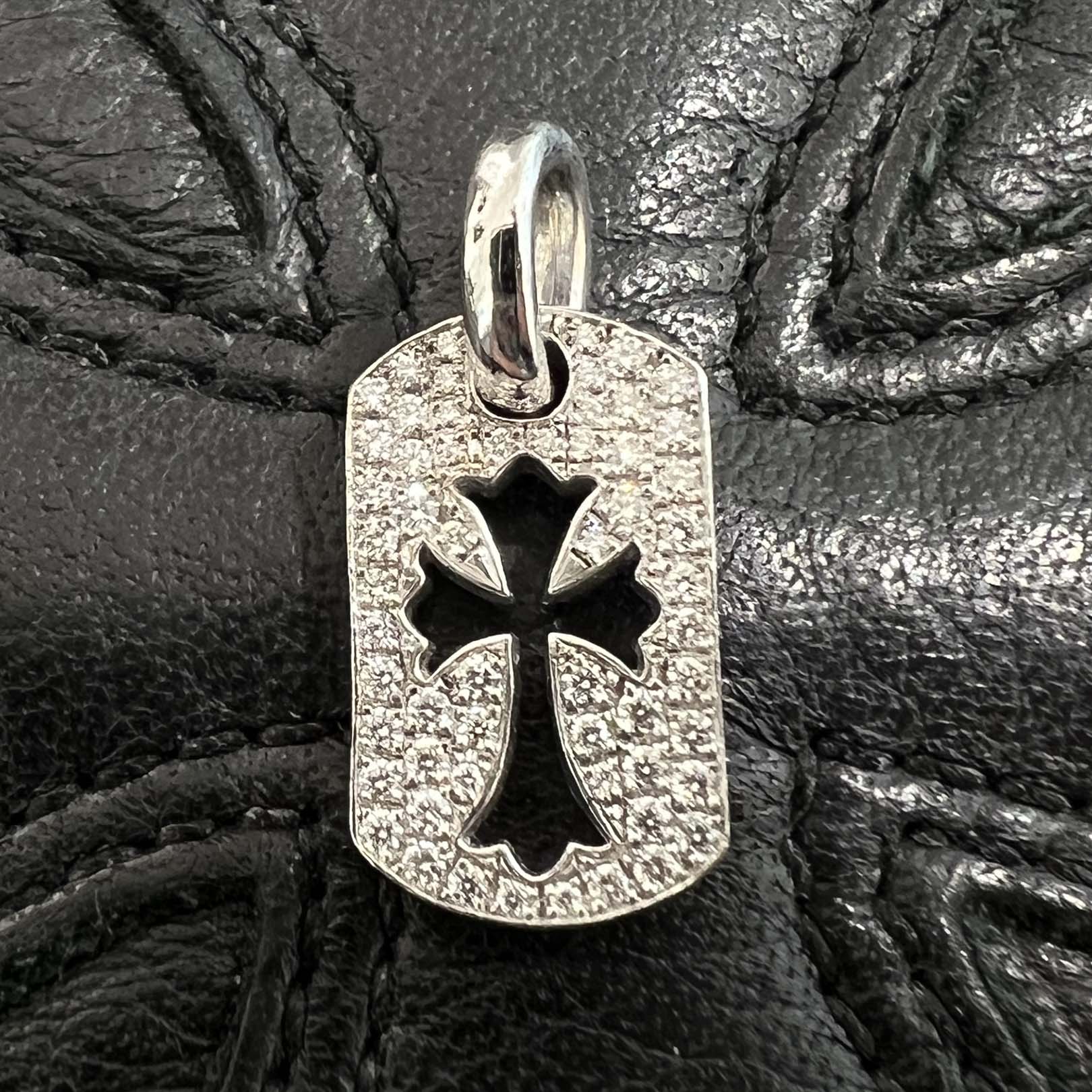 CHROME HEARTS 18K WG Tiny Cut Out Cross Dock Tag Pendant Charm Pave Diamond クロムハーツ 18K ホワイトゴールド タイニー カットアウトクロス ドッグタグ ペンダントチャーム パヴェダイヤモンド