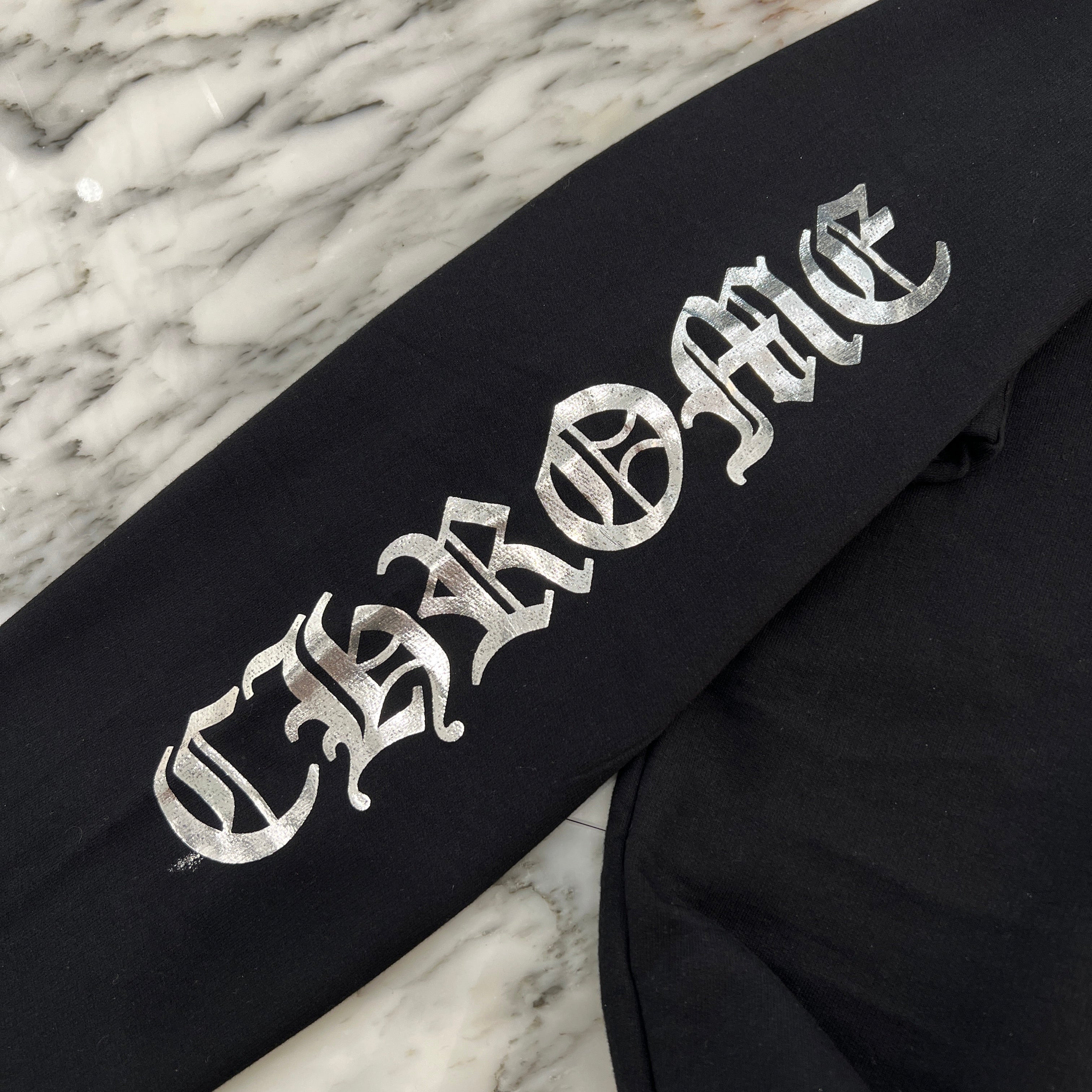 CHROME HEARTS 2025AW 1988 Silver Vertical Logo Pullover Hoodie Size XXL クロムハーツ 1988 シルバー ヴァーティカルロゴ プルオーバーフーディー サイズXXL