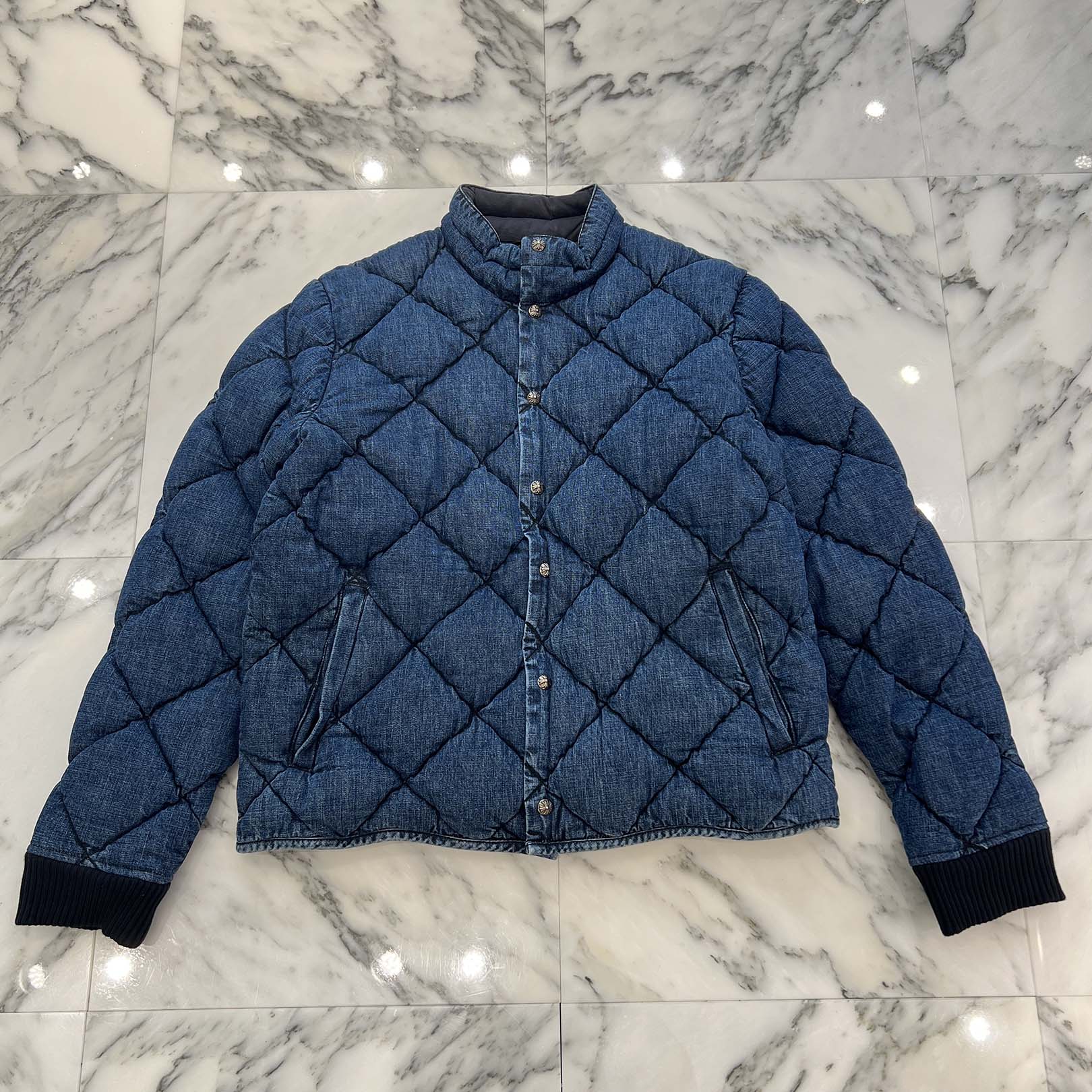 CHROME HEARTS YNOT TEENAGE KICKS Cross Ball Button Quilting Denim Down Jacket Size M クロムハーツ ワイノット TEENAGE KICKS クロスボールボタン キルティング デニム ダウンジャケット サイズM