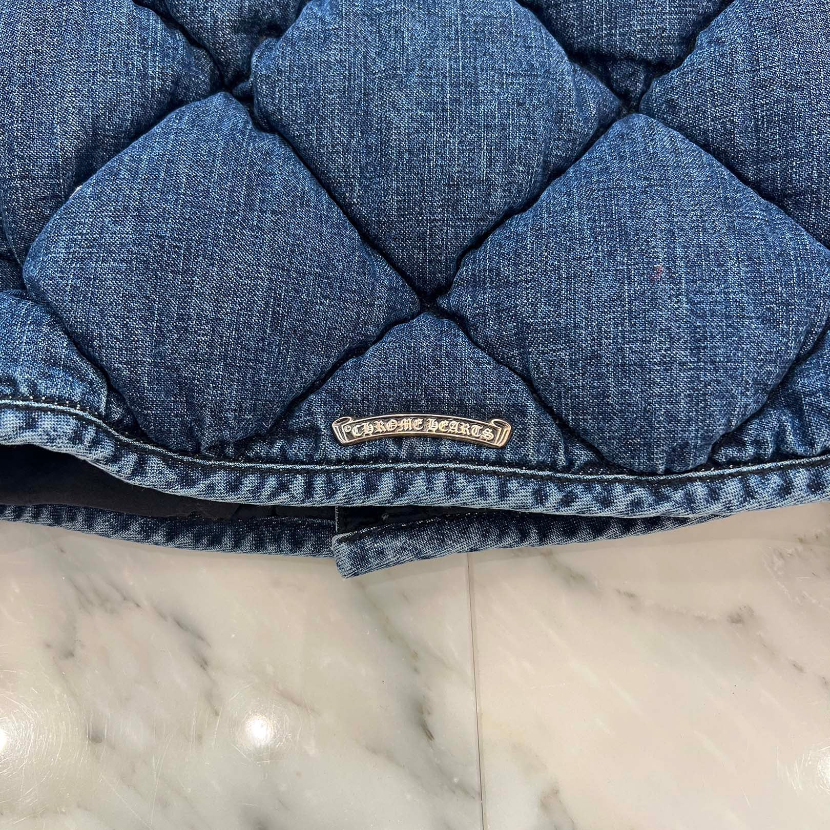 CHROME HEARTS YNOT TEENAGE KICKS Cross Ball Button Quilting Denim Down Jacket Size XL クロムハーツ ワイノット TEENAGE KICKS クロスボールボタン キルティング デニム ダウンジャケット サイズXL