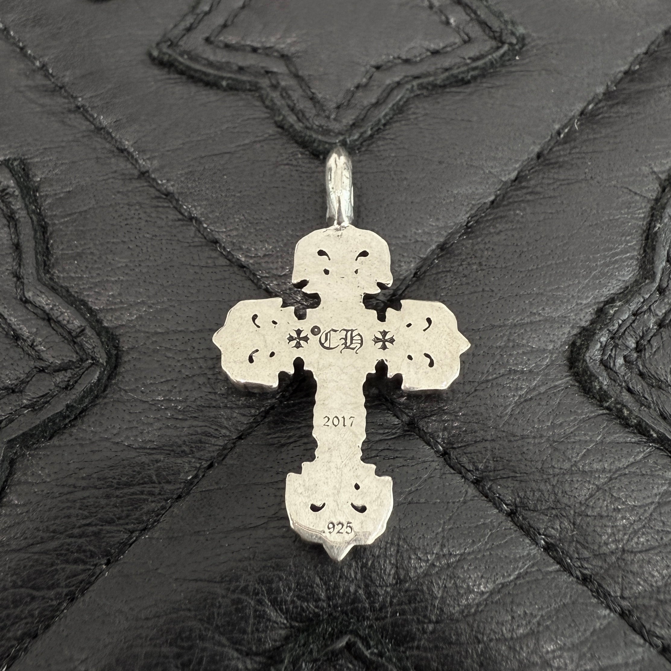CHROME HEARTS Tiny Filigree Cross Pave Diamond Pendent Top クロムハーツ タイニー フィリグリークロス パヴェダイヤモンド ペンダント トップ