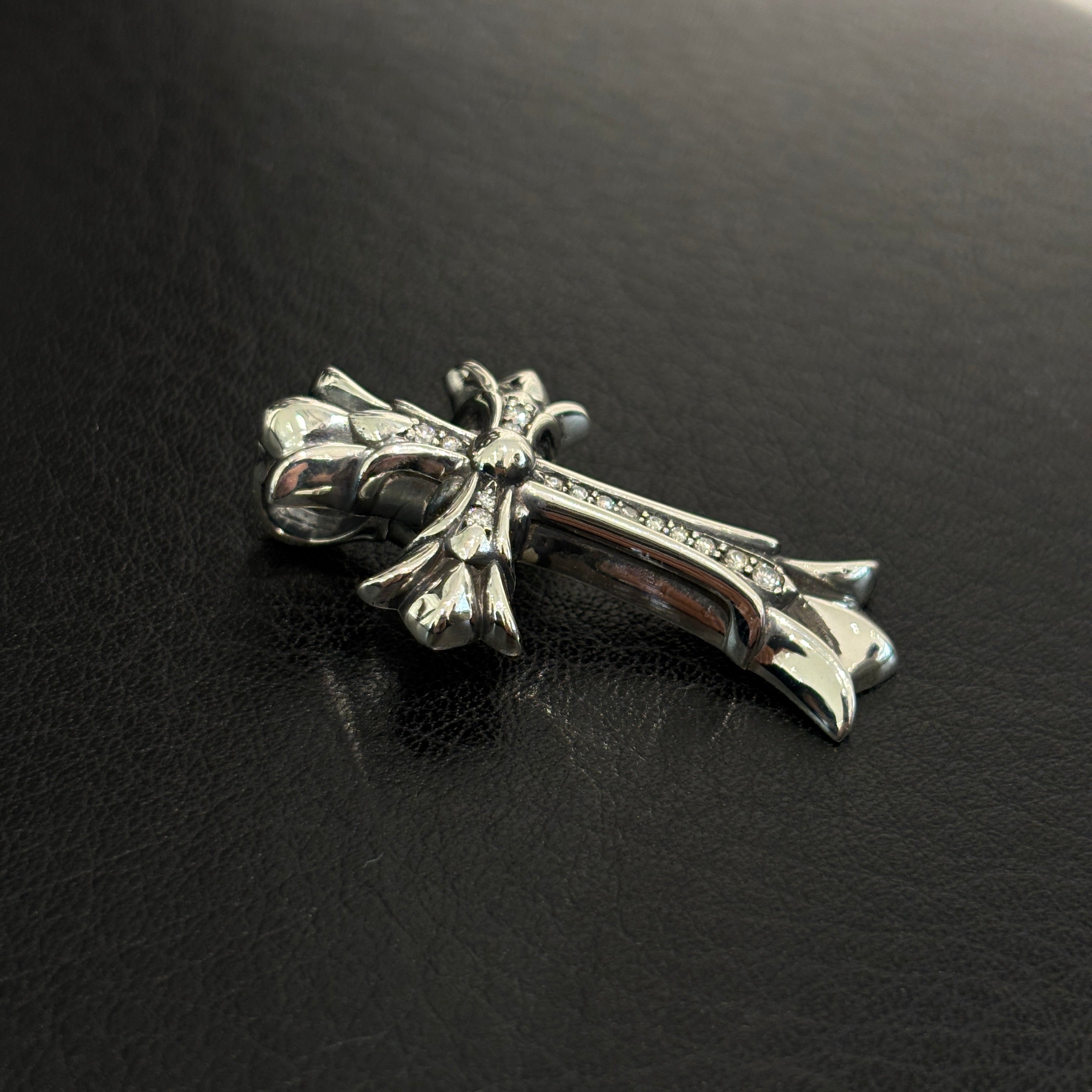 CHROME HEARTS Double CH Cross Pave Diamond Small Pendant Top クロムハーツ ダブルCHクロス パヴェダイヤ スモール ペンダントトップ