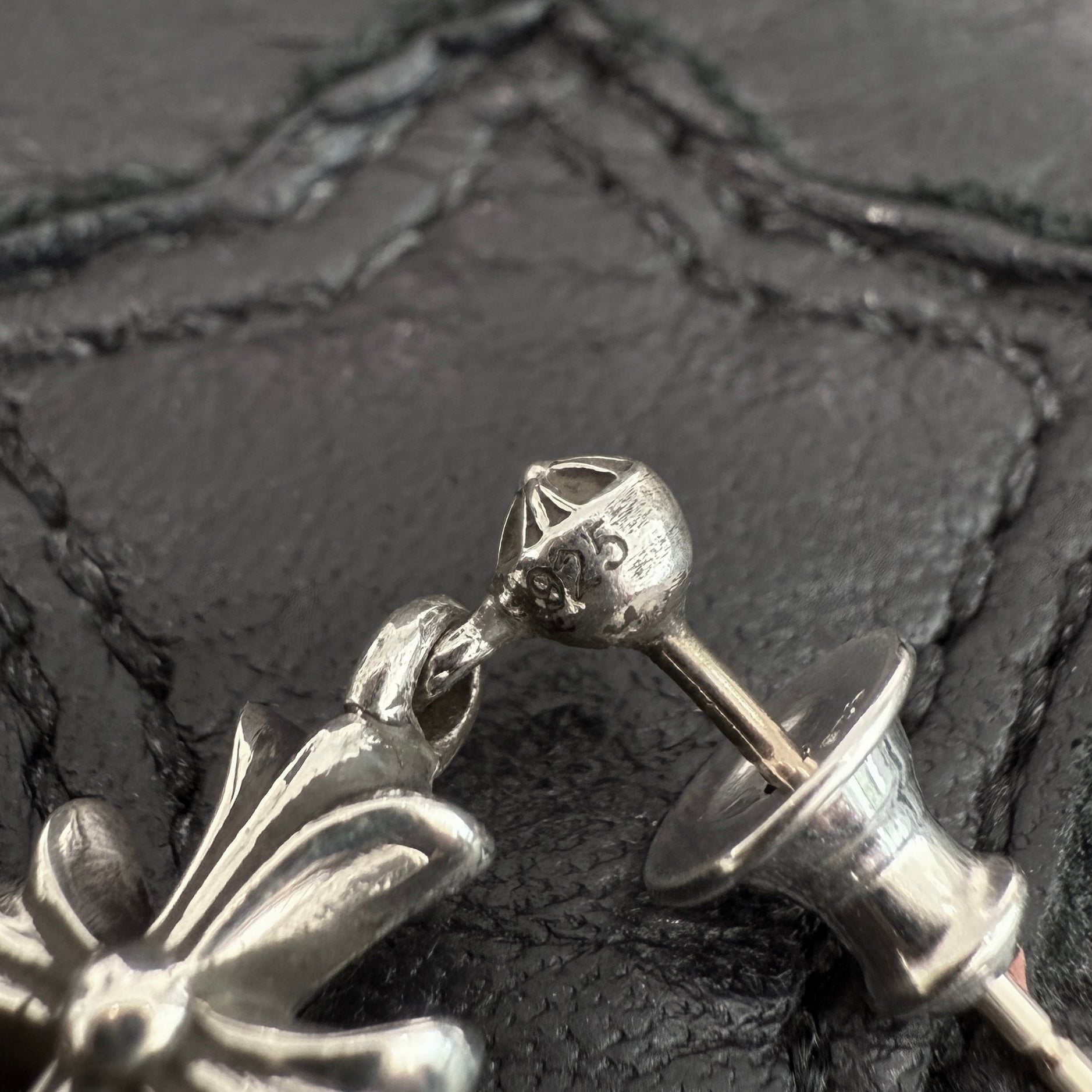 CHROME HEARTS 3 Cemetery Cross Earring クロムハーツ 3セメタリークロス イヤリング ピアス