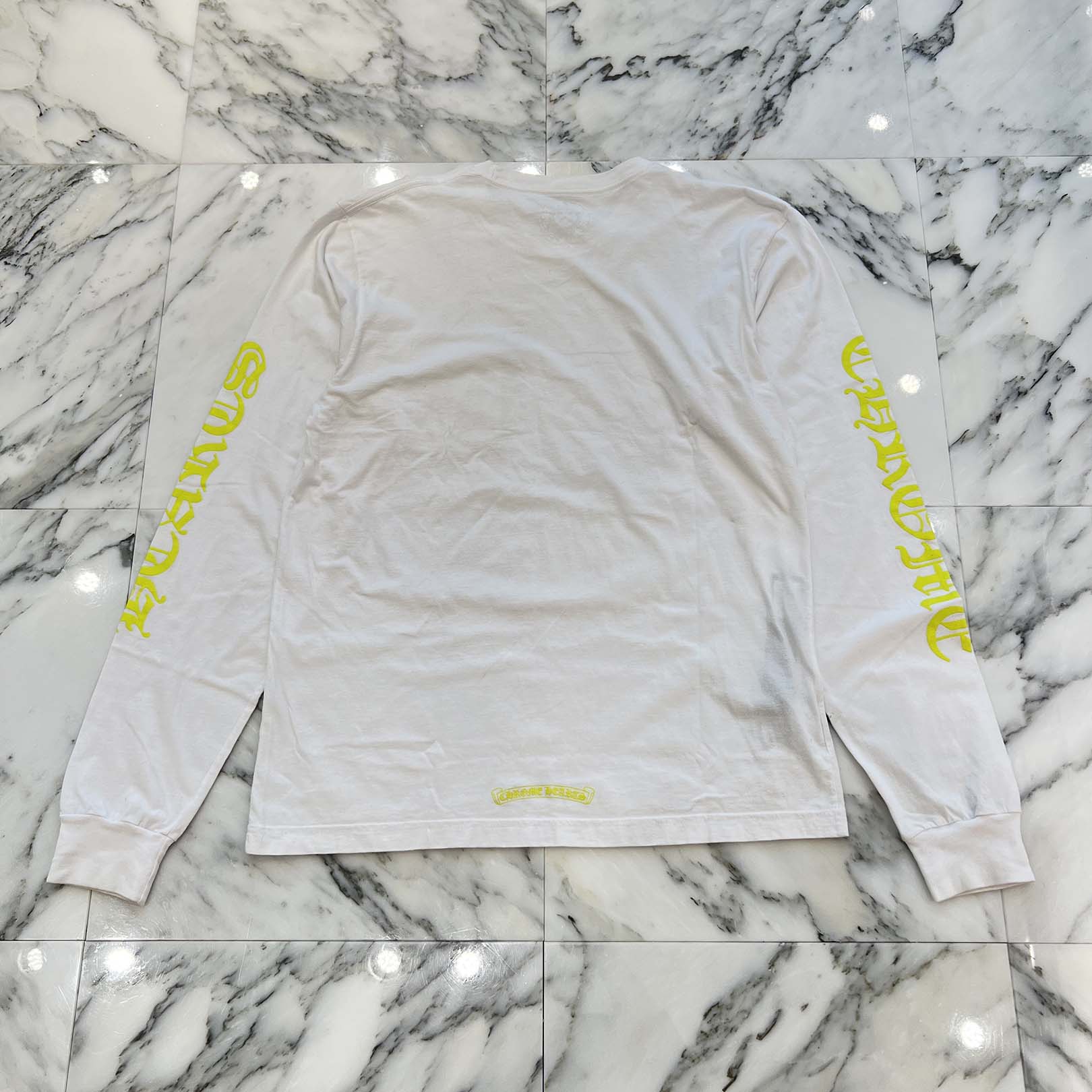 CHROME HEARTS Old English Neck Logo Neon Yellow Long Sleeve Tee Size L クロムハーツ オールドイングリッシュネックロゴネオンイエローロングスリーブTシャツ サイズL