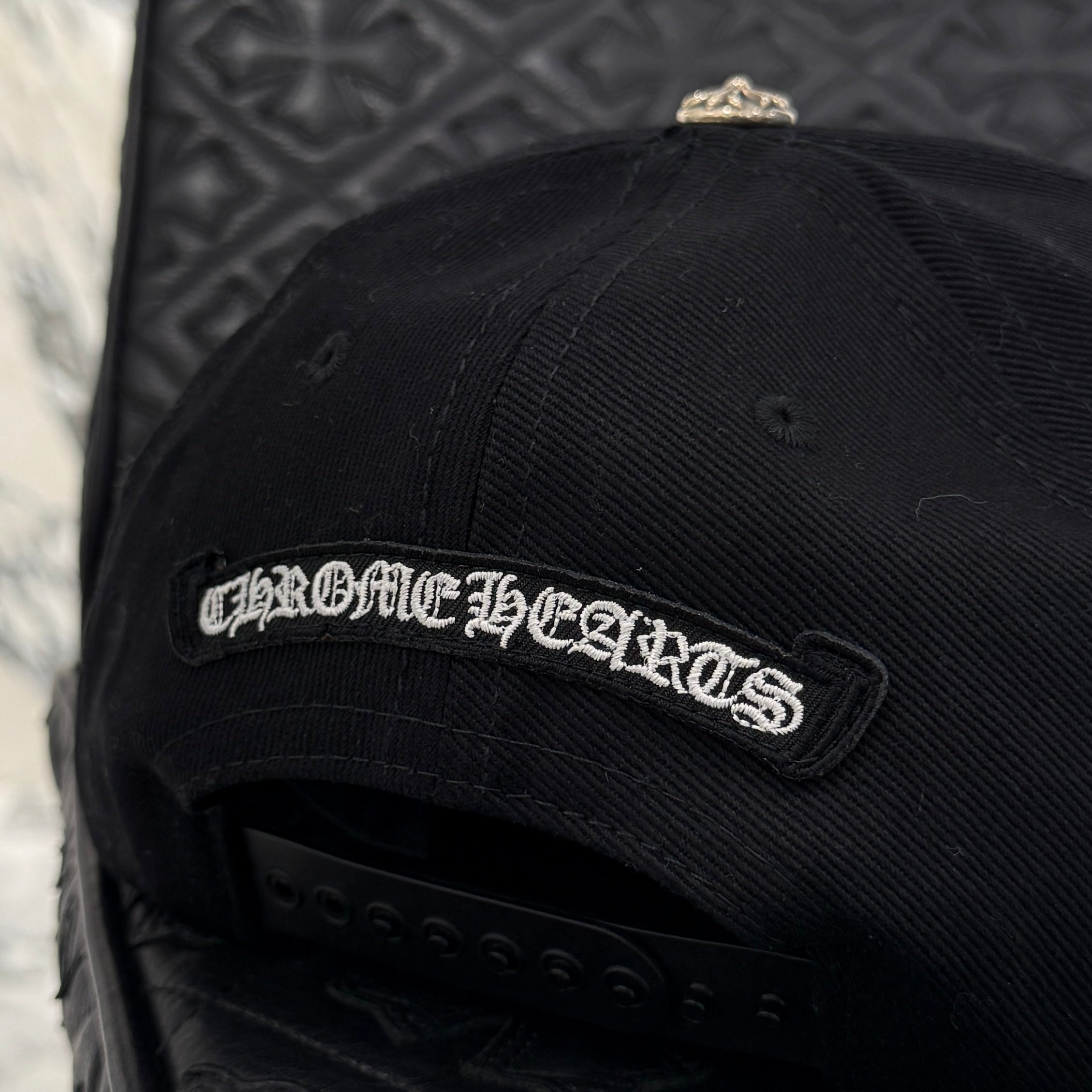 CHROME HEARTS CH Plus Horseshoe Embroidery Baseball Cap Size ONE SIZE（51-61）クロムハーツ CHプラス ホースシュー 刺繍 ベースボールキャップ サイズONE SIZE（51-61)