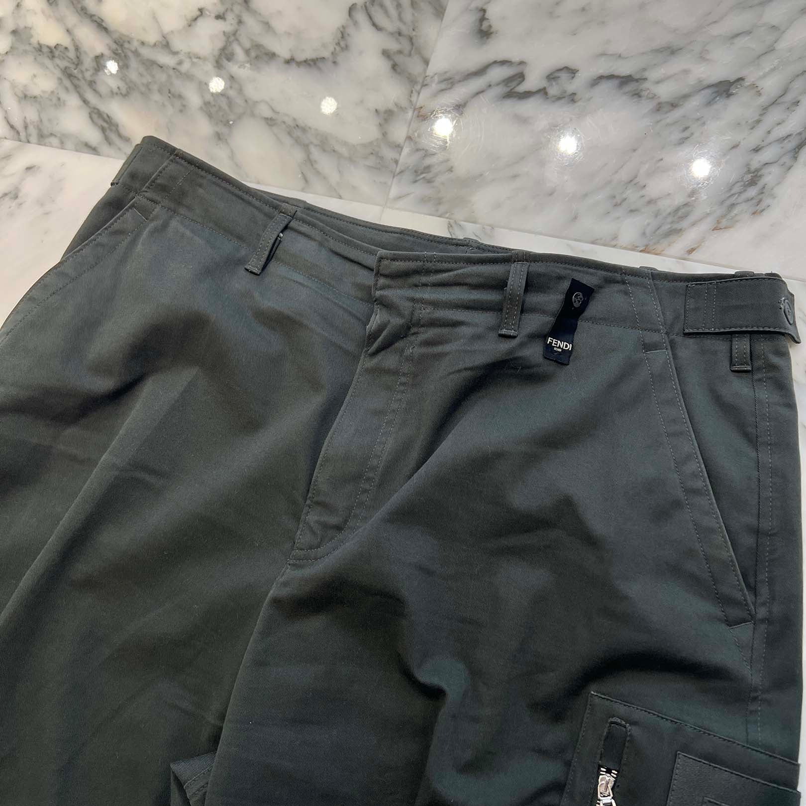 FENDI 2024AW Logo Patch Zip Pocket Cotton Pants FB0960 AQMV Size 52 フェンディ ロゴパッチ ジップポケット コットンパンツ サイズ52