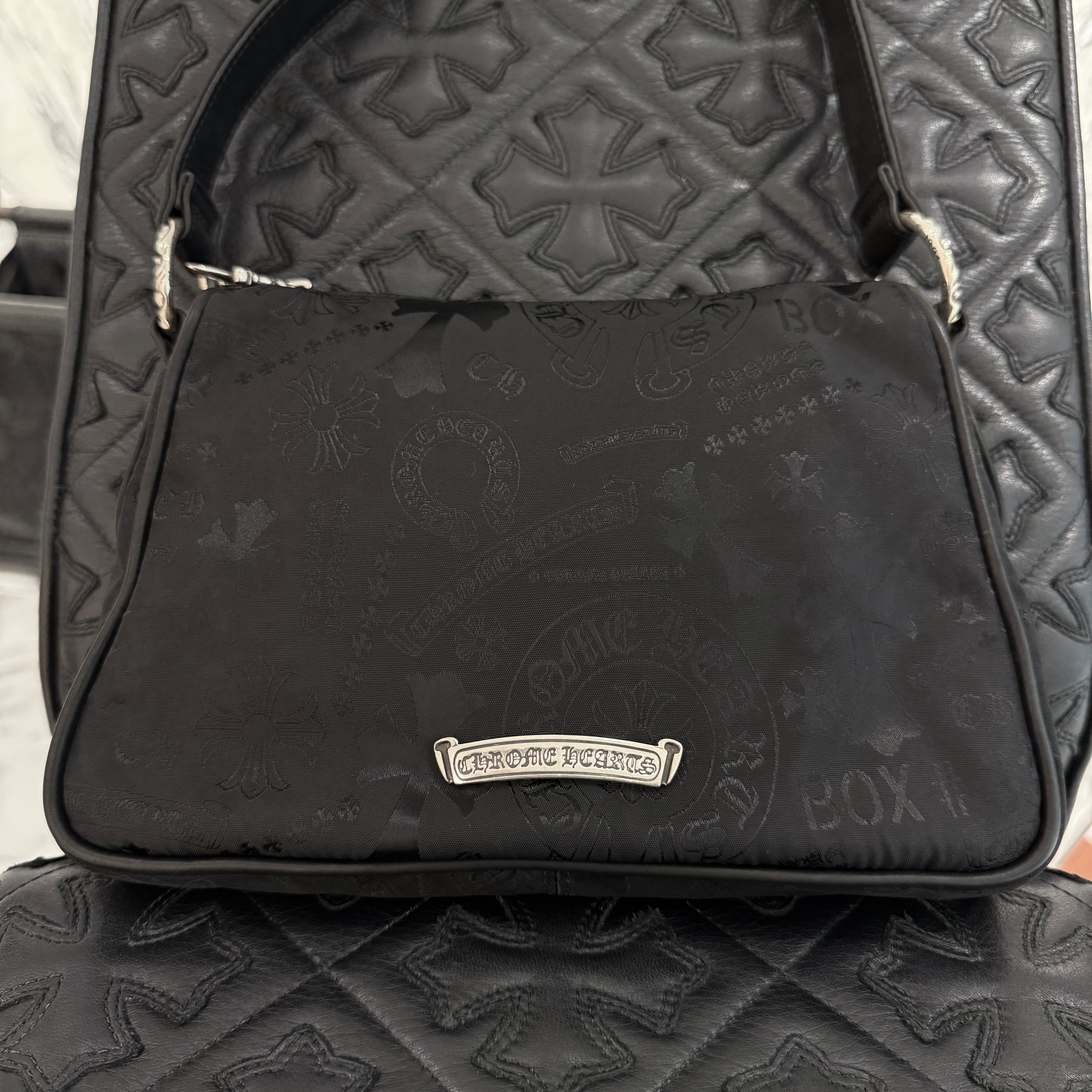 CHROME HEARTS Stencil Pattern CHICKEN NUGGET Small Nylon Leather Shoulder Bag クロムハーツ ステンシル柄 チキンナゲット スモール ナイロンレザー切替 ショルダーバッグ