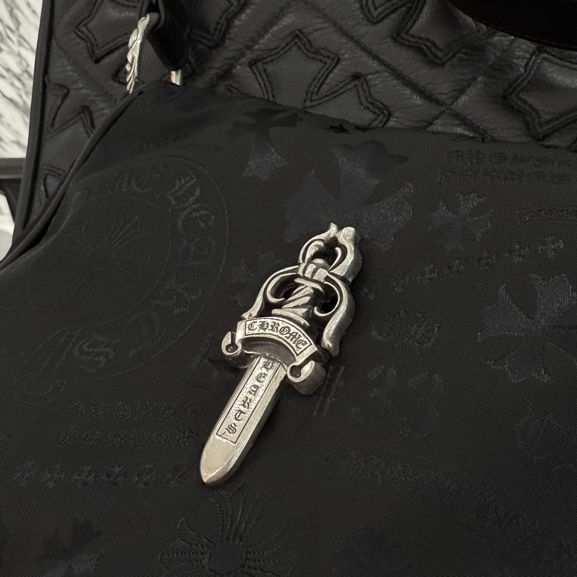 CHROME HEARTS Stencil Pattern CHICKEN NUGGET Small Nylon Leather Shoulder Bag クロムハーツ ステンシル柄 チキンナゲット スモール ナイロンレザー切替 ショルダーバッグ