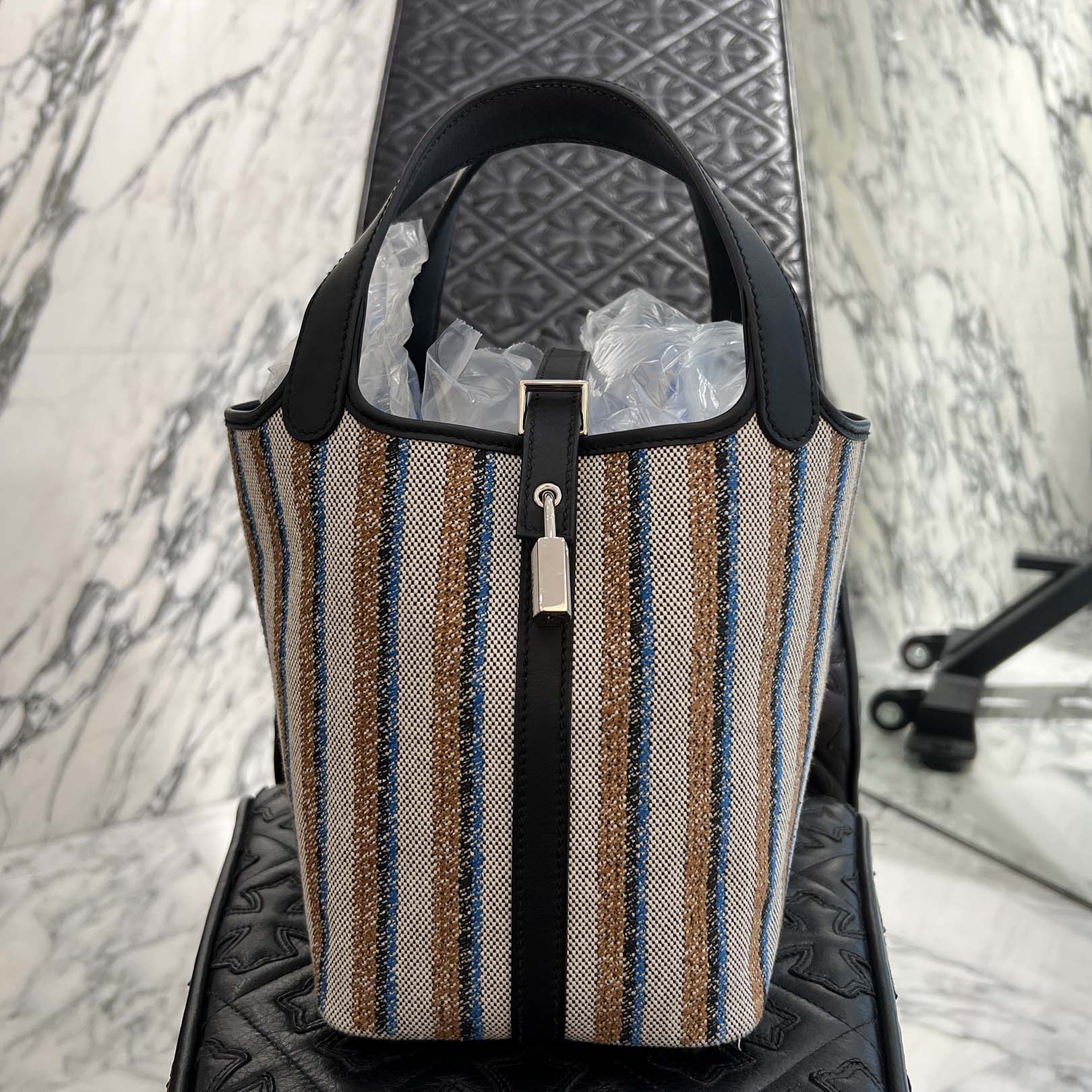 HERMES Picotin Lock PM "COUVERTURE CARRE" W刻印 エルメス ピコタンロック PM "クーベルチュール カレ" W刻印