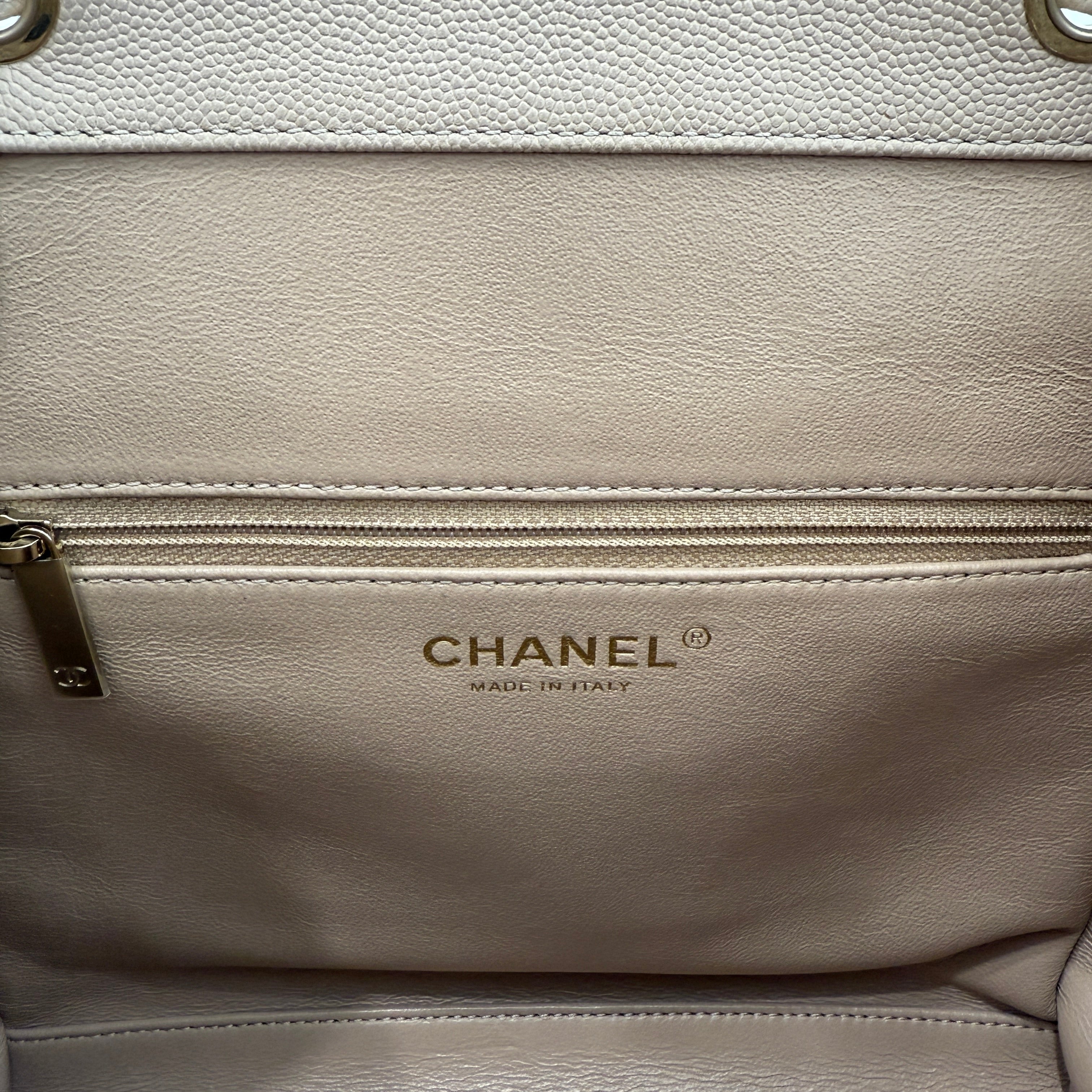 CHANEL 2019 Cruise Business Affinity Caviar Skin Backpack シャネル