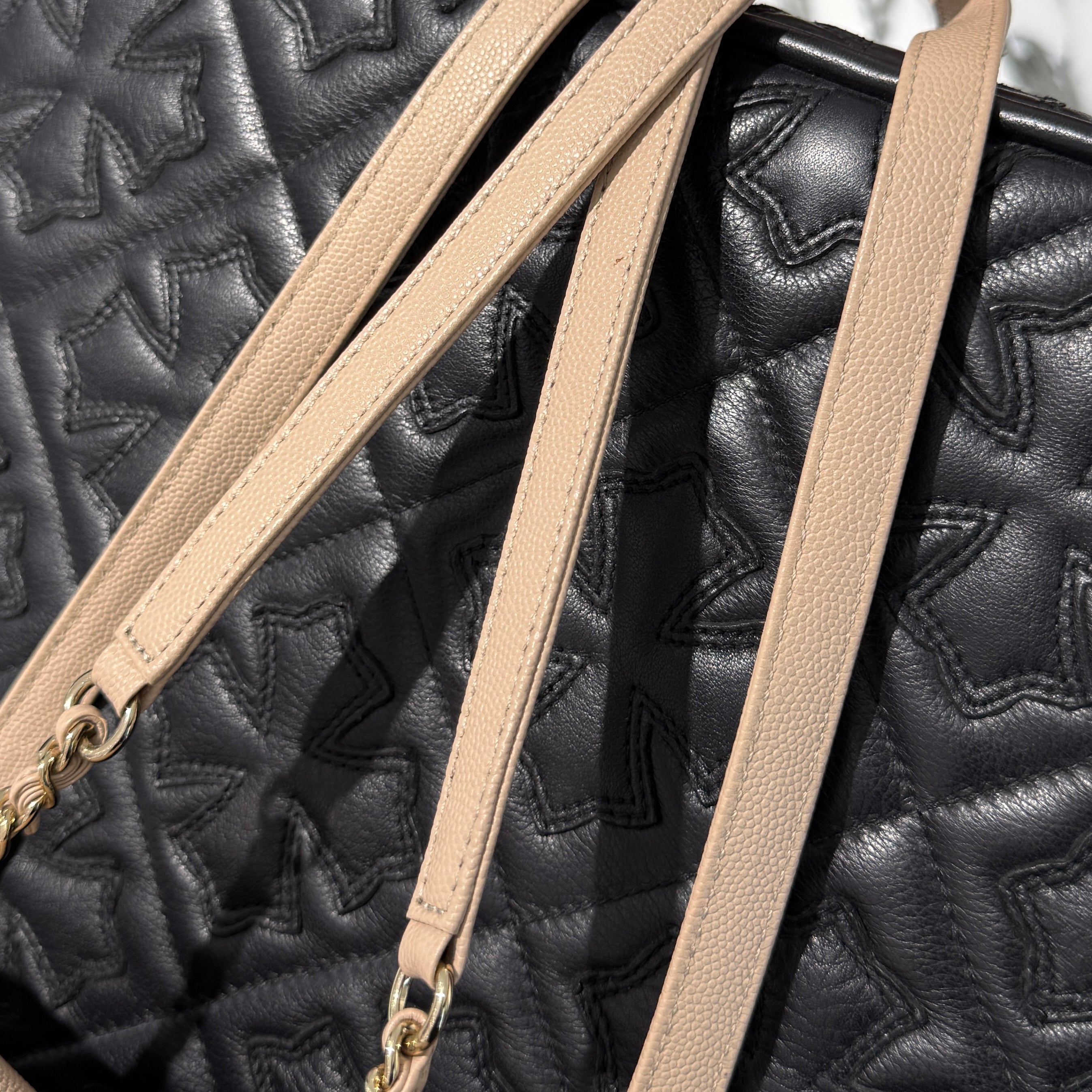 CHANEL 2019 Cruise Business Affinity Caviar Skin Backpack シャネル