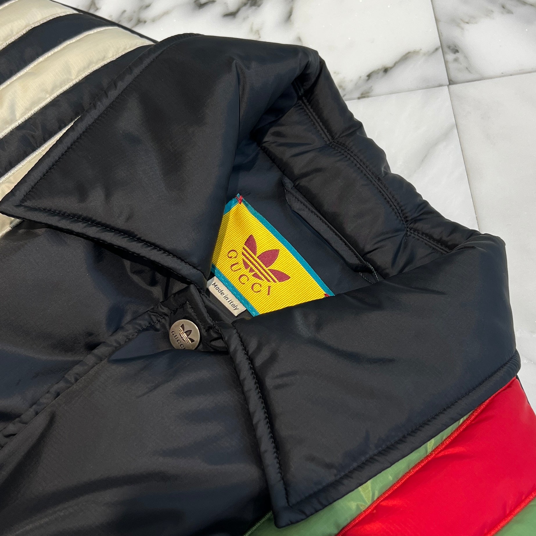 GUCCI × adidas 2022AW 3 Line Bomber Down Jacket 713714 ZALU9 Size 46 グッチ × アディダス 3ライン ボンバー ダウンジャケット サイズ46