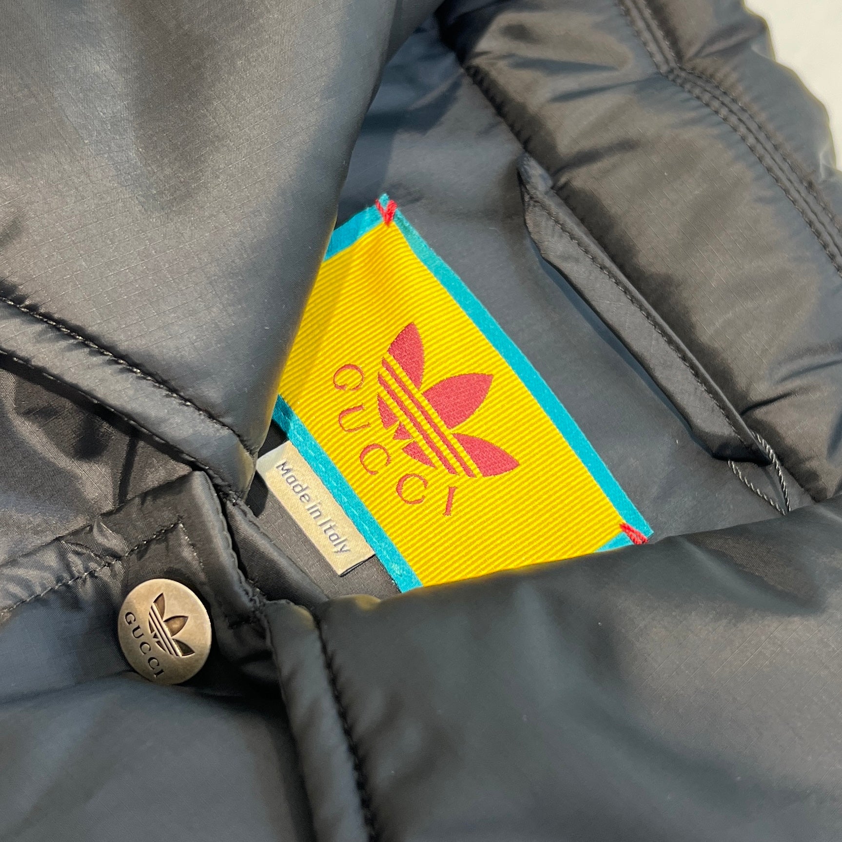 【新品未使用】Gucci × adidas ボンバージャケット 新品 Gucci x adidas 23aw Bomber Jacket 42 - メルカリ