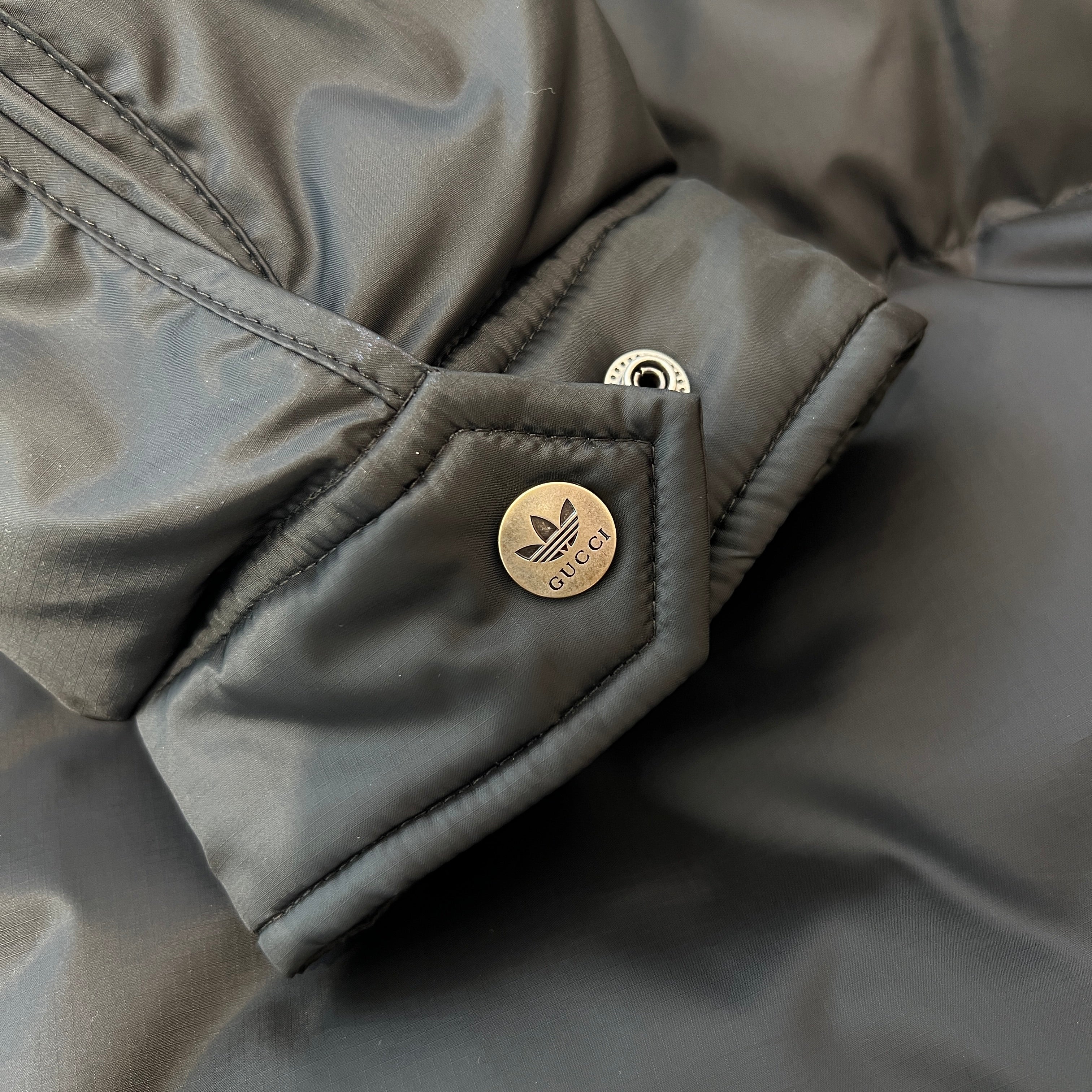 GUCCI × adidas 2022AW 3 Line Bomber Down Jacket 713714 ZALU9 Size 46 グッチ × アディダス 3ライン ボンバー ダウンジャケット サイズ46