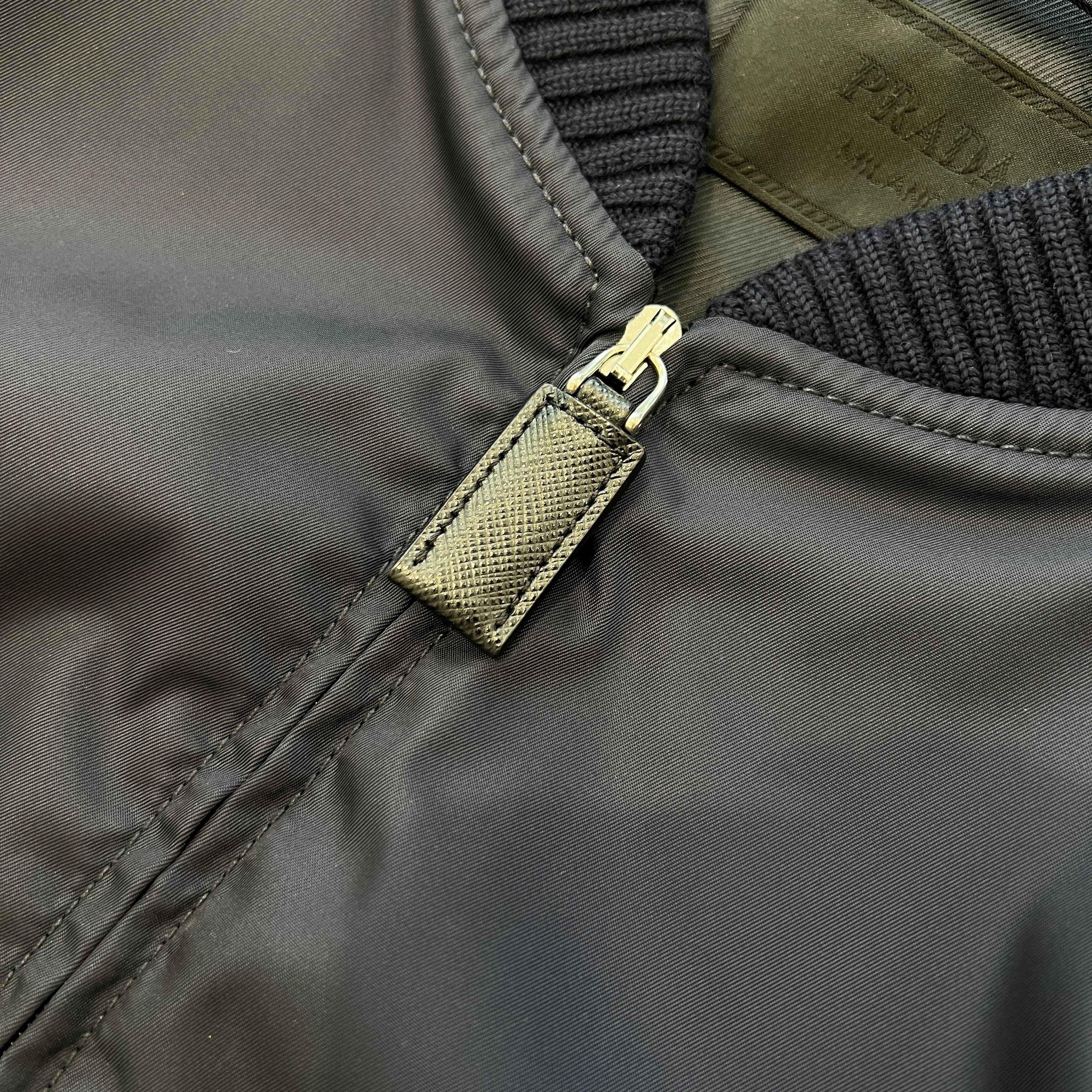 PRADA 2022SS Triangle Logo Plate Re-Nylon Zip Jacket SGH038 R121 1WQ8 Size 52 プラダ トライアングル ロゴプレート リナイロン ジップ ジャケット サイズ52