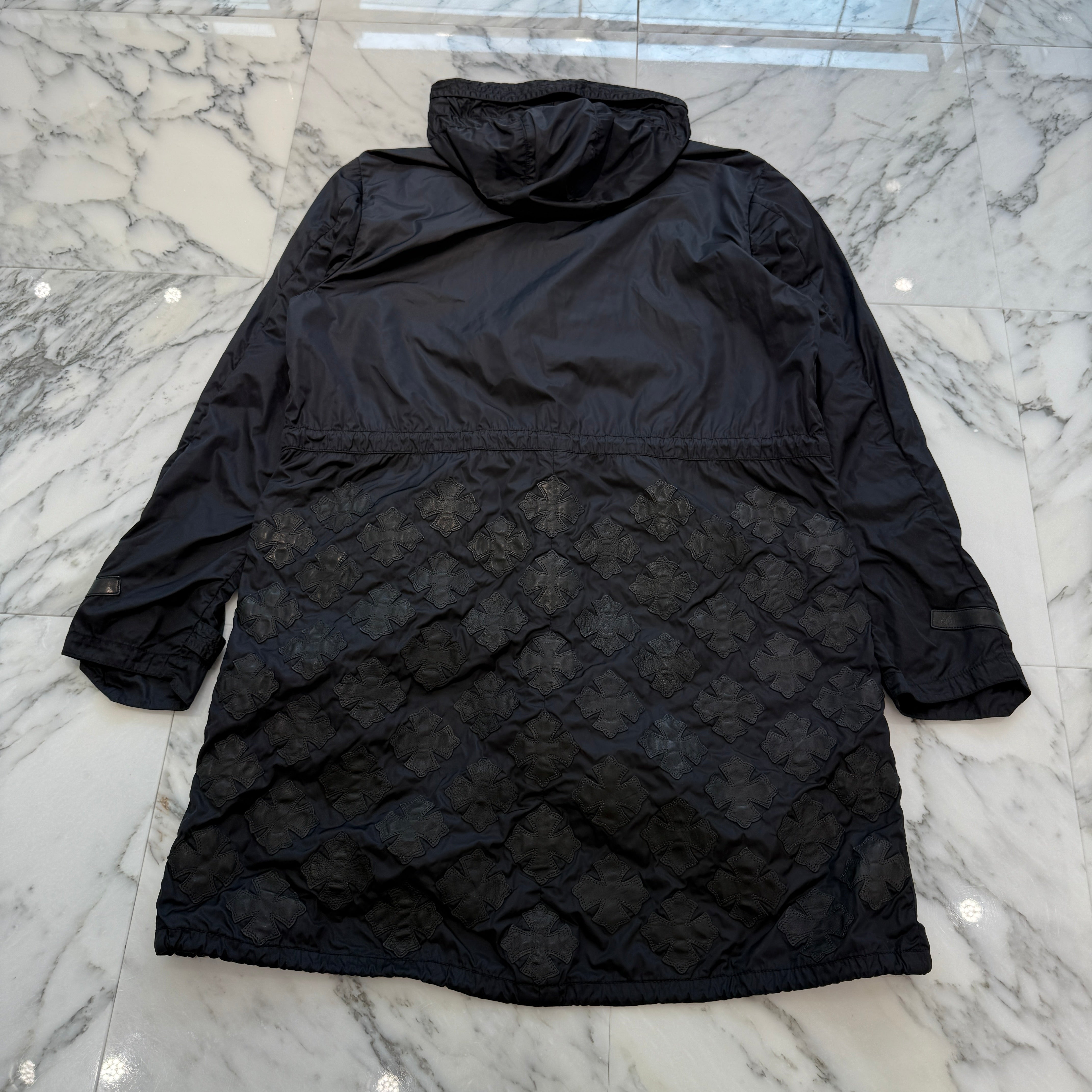 CHROME HEARTS Y NOT PUDDLES Cemetery Cross Leather Patch Zip-Up Nylon Hooded Coat Size M クロムハーツ ワイノット パドルズ セメタリークロス レザーパッチ ジップアップ ナイロン フーデッド コート サイズM