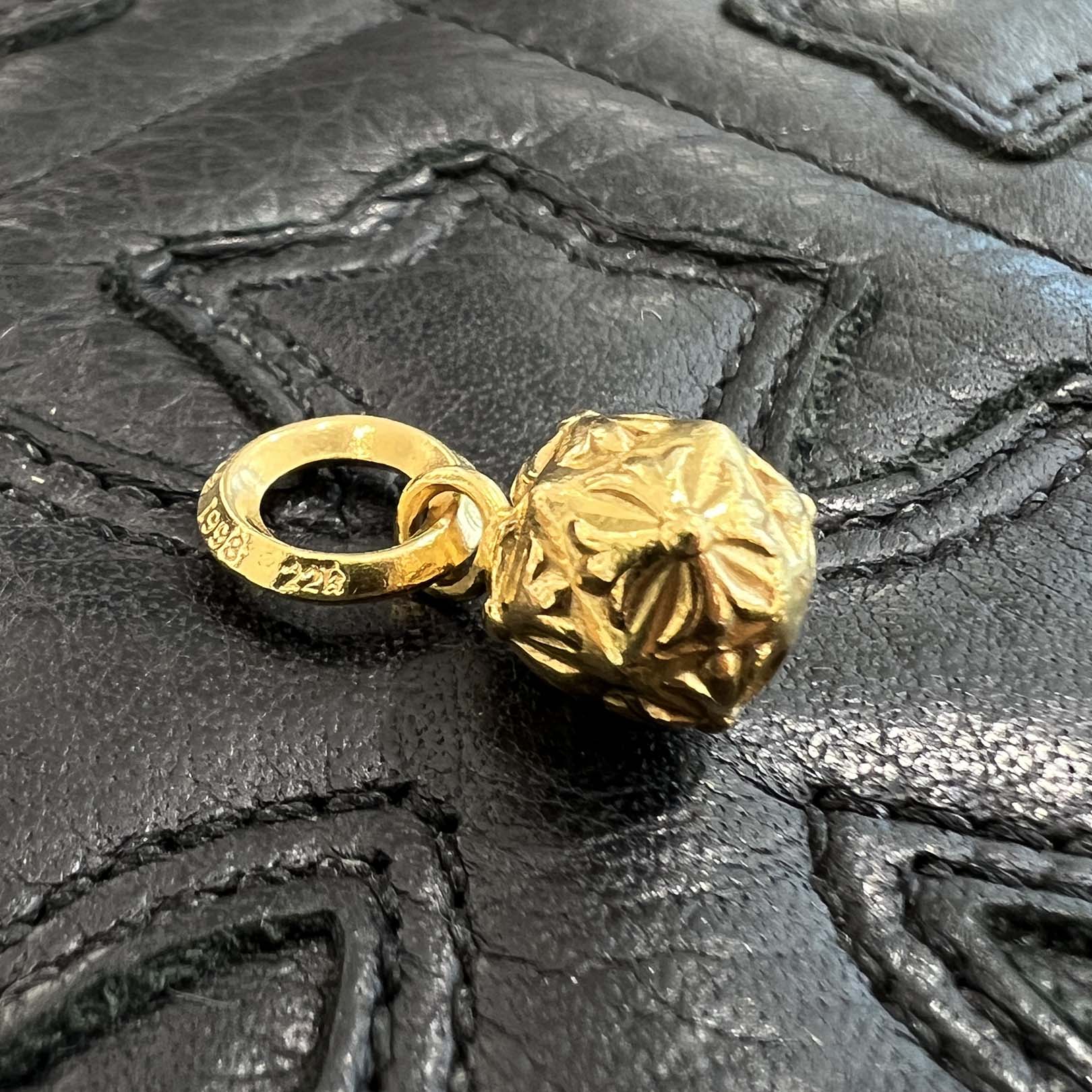 CHROME HEARTS 22K PYRAMID PLUS Ball Pendant Top クロムハーツ 22K ピラミッドプラスボール ペンダントトップ