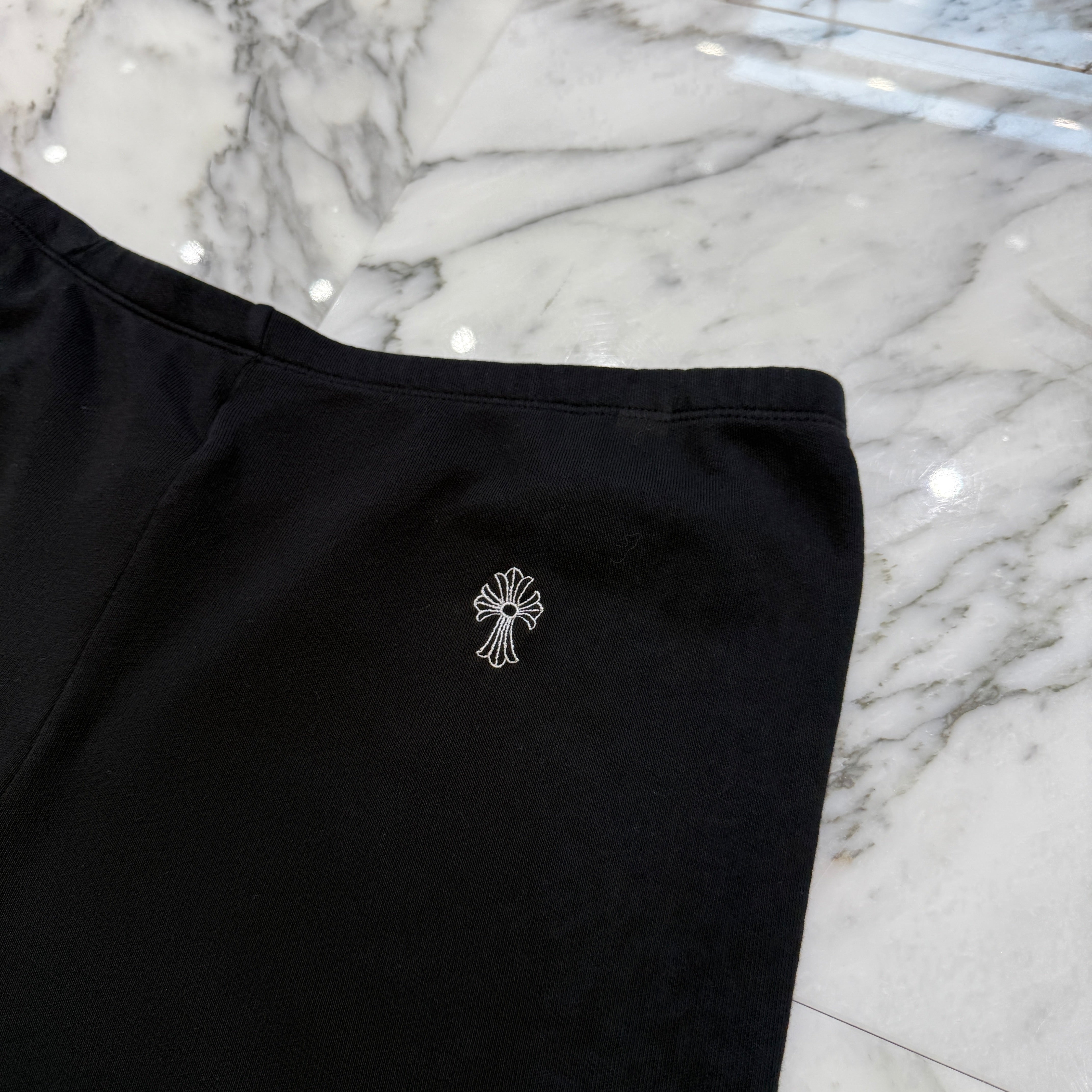 CHROME HEARTS Y NOT Vertical Logo Cross Embroidery Half Pants Size L クロムハ―ツ ワイノット ヴァーティカルロゴ クロス刺繡 ハーフパンツ サイズL