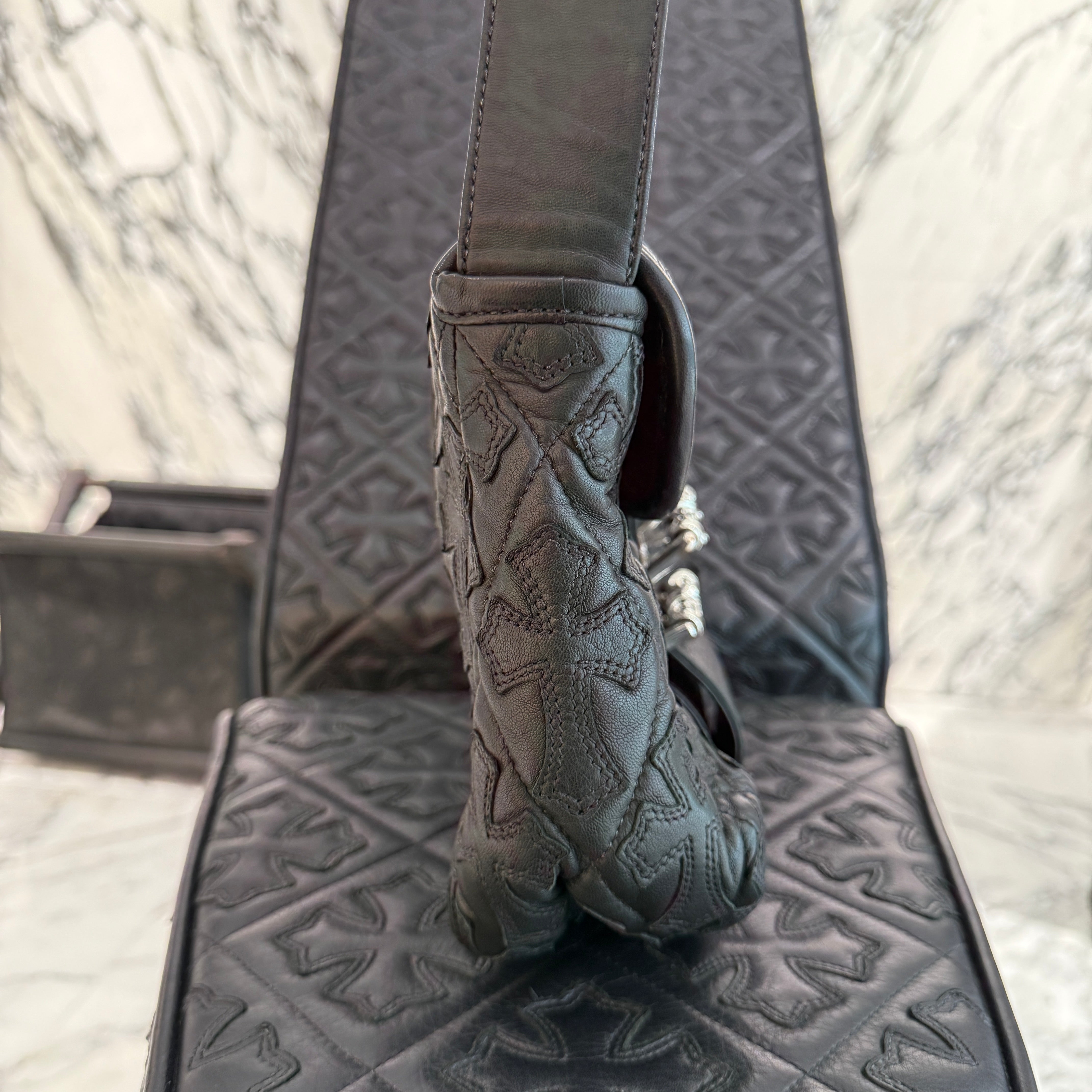 CHROME HEARTS Cemetery Cross Leather Patch G-BENDER Leather Shoulder Bag クロムハーツ セメタリークロス レザーパッチ G-BENDER レザーショルダーバッグ