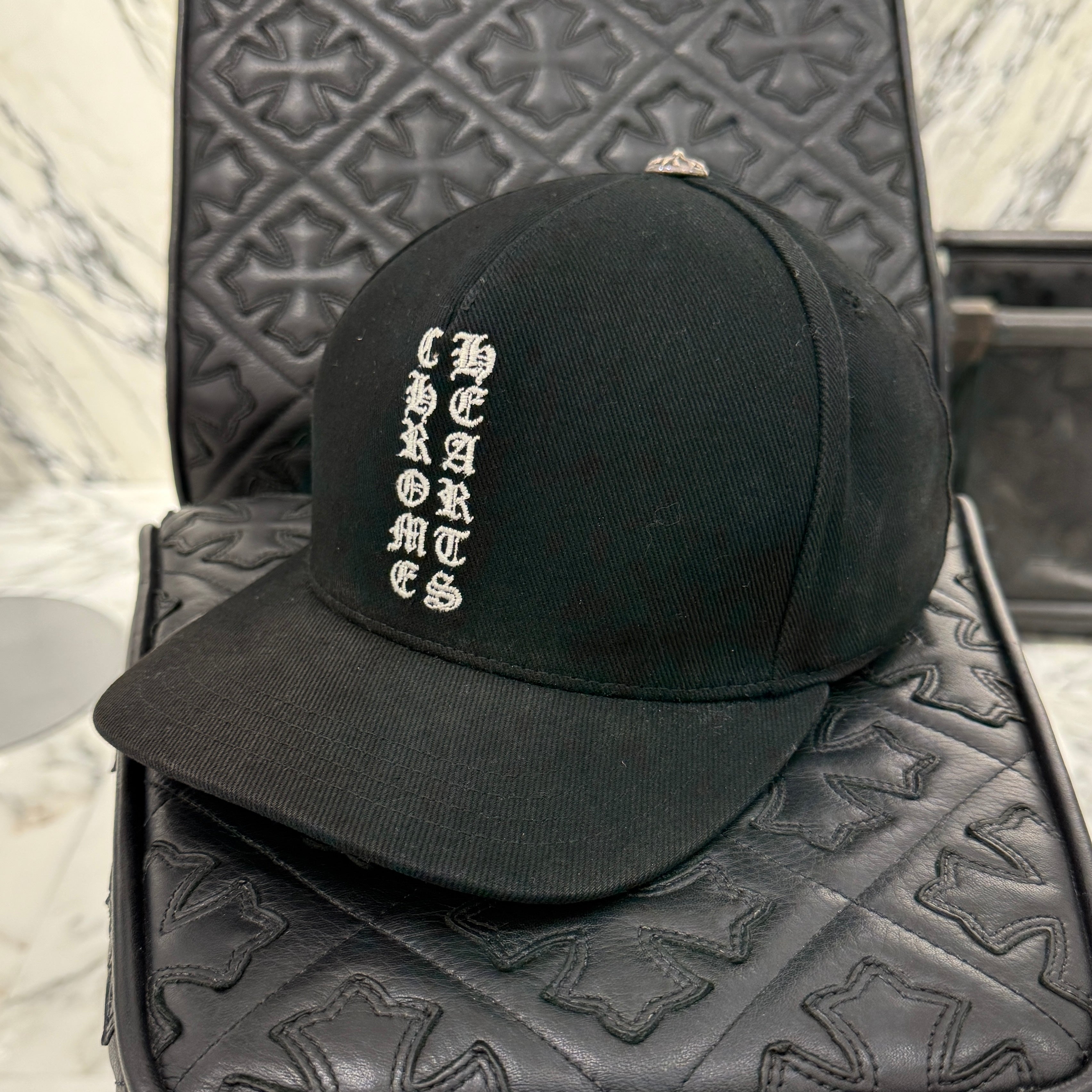 CHROME HEARTS Vertical Logo Trucker Cap Size ONE SIZE（53-60）クロムハーツ ヴァーティカルロゴ トラッカーキャップ サイズONE SIZE（53-60）