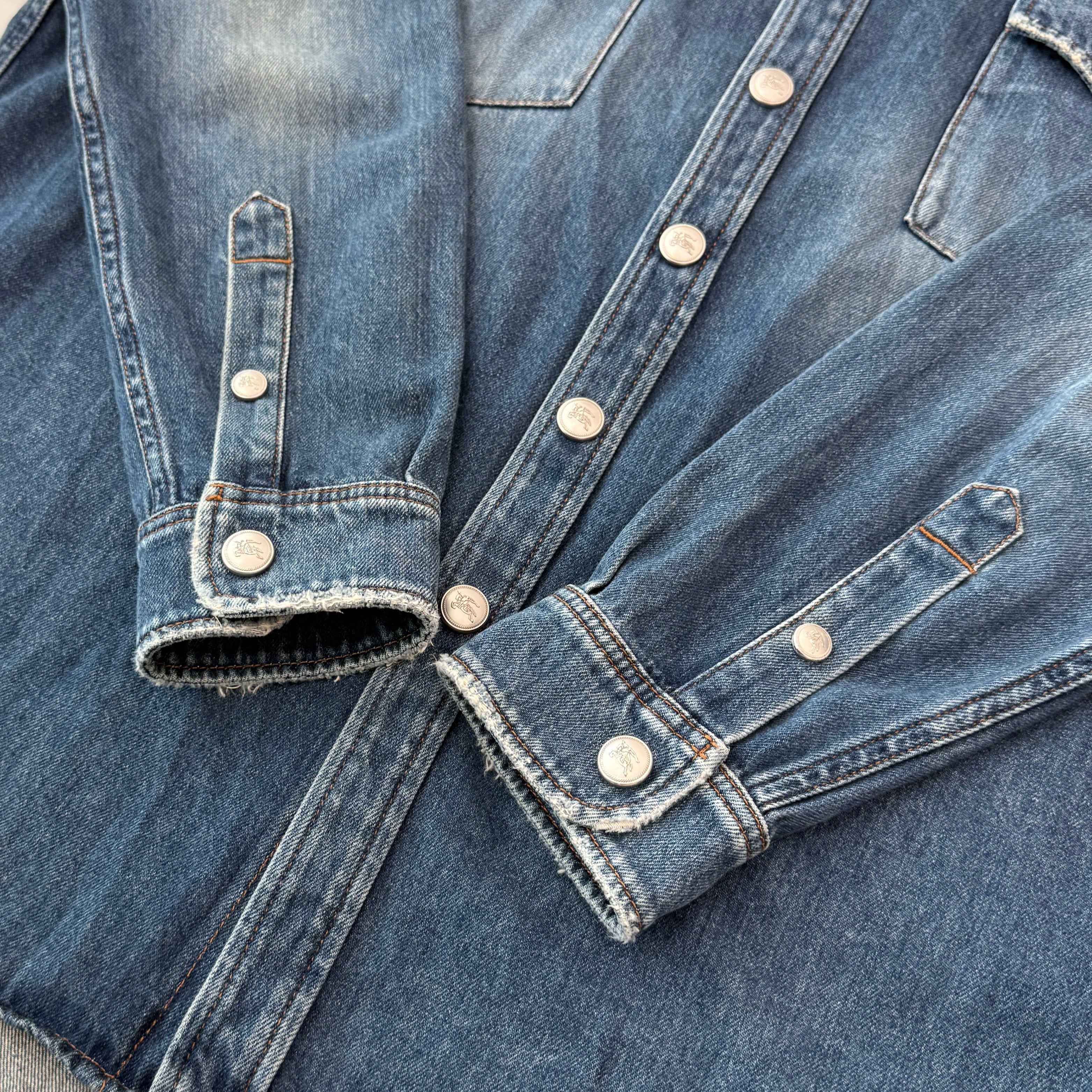 BURBERRY 2023AW Denim Shirt 8071542 B6282 Size L バーバリー デニムシャツ サイズL