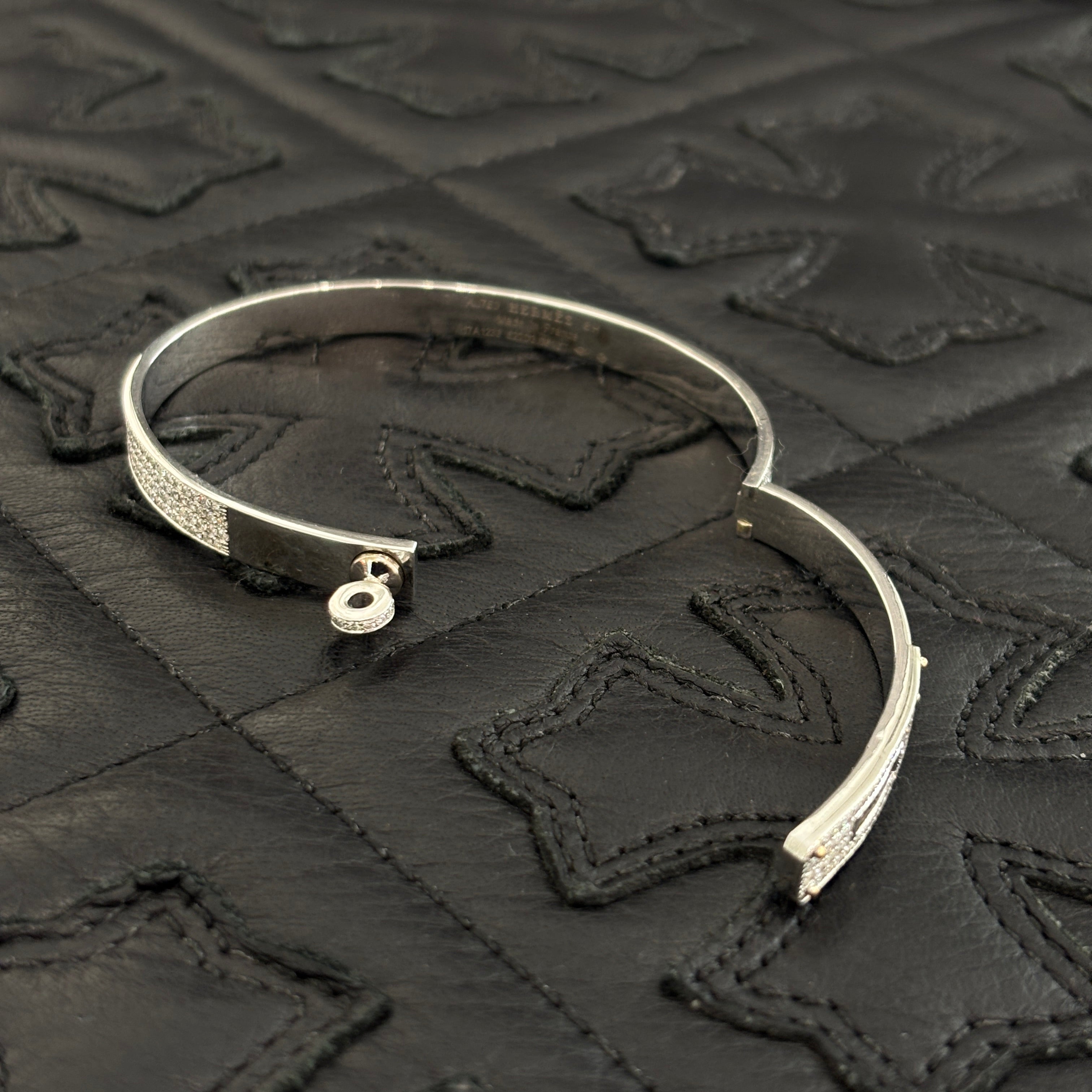 HERMES 18K Bangle "Kelly" PM Full Pave Diamond エルメス 18K バングル "ケリー" PM フル パヴェダイヤモンド ブレスレット
