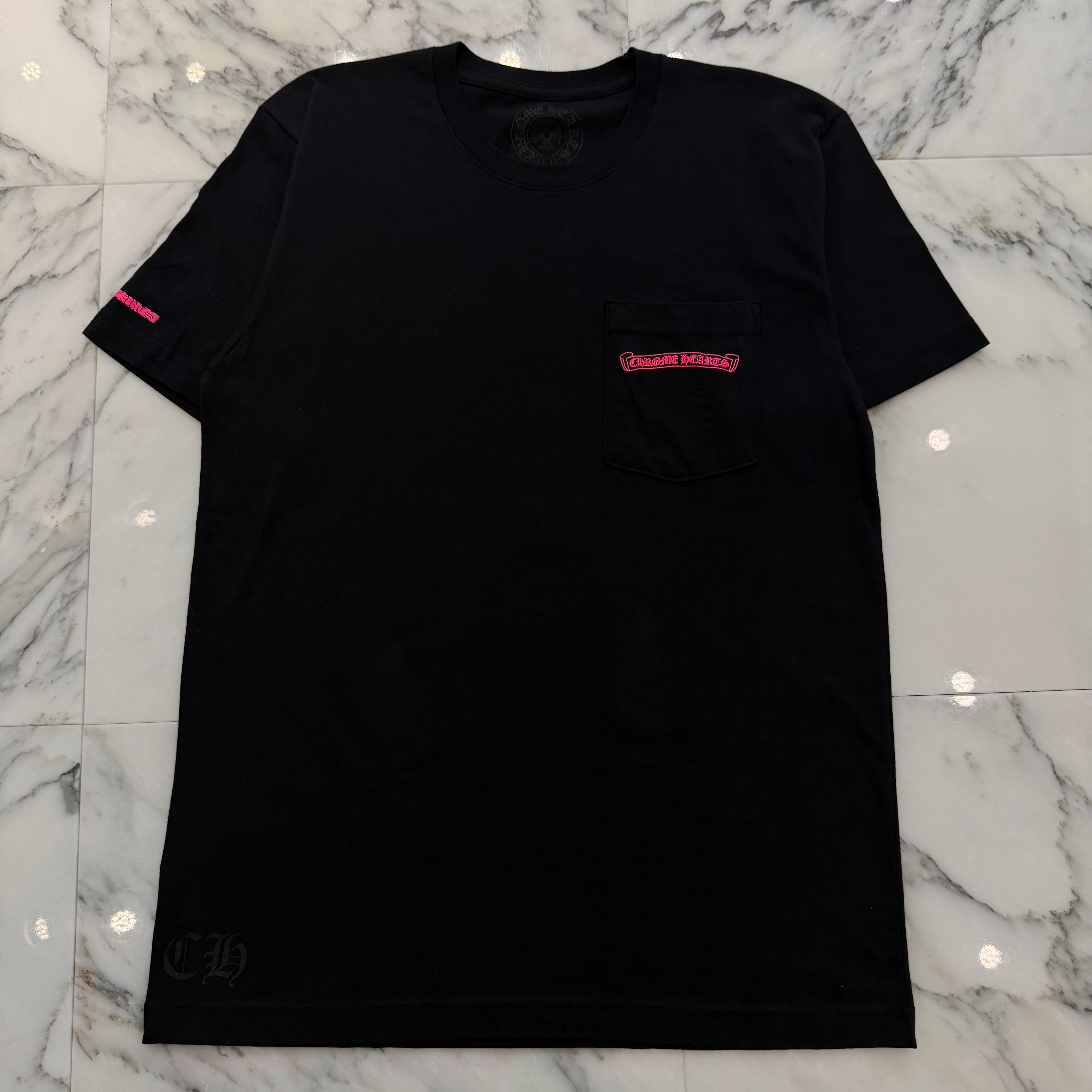 CHROME HEARTS Pink Made in Hollywood Vertical Logo Tee Size M クロムハーツ ピンク メイドインハリウッド ヴァーティカルロゴ Tシャツ サイズM