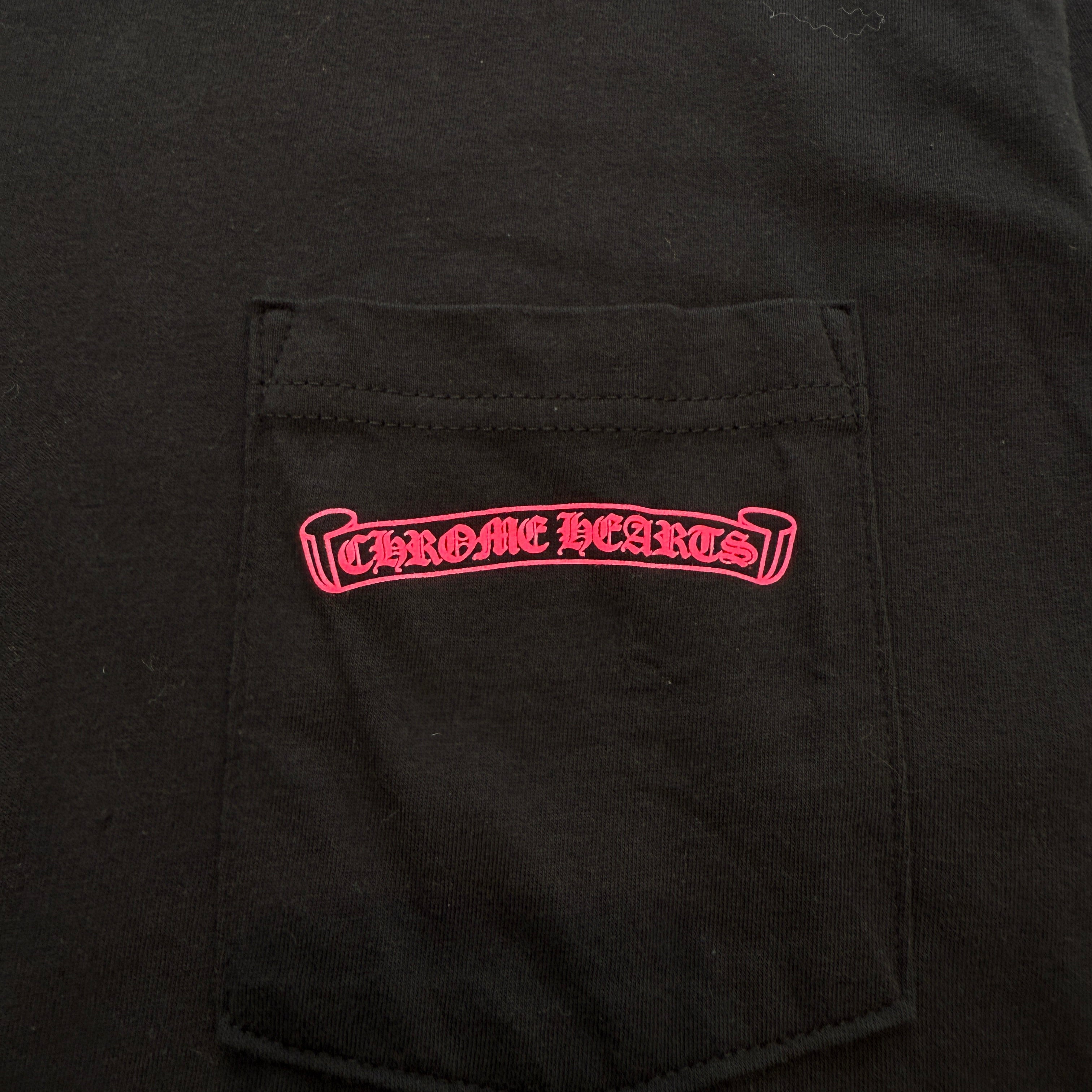 CHROME HEARTS Pink Made in Hollywood Vertical Logo Tee Size M クロムハーツ ピンク メイドインハリウッド ヴァーティカルロゴ Tシャツ サイズM