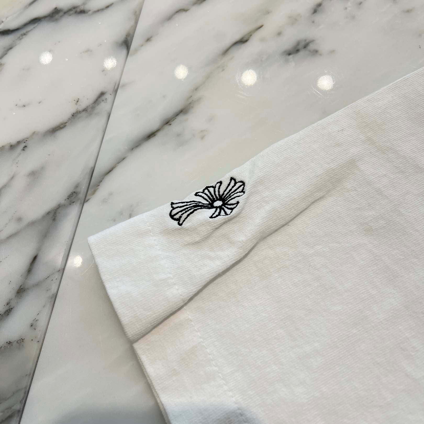 CHROME HEARTS Y NOT Vertical Logo Embroidery Tee Size M クロムハーツ ワイノット ヴァーティカルロゴ 刺繍 Tシャツ サイズM