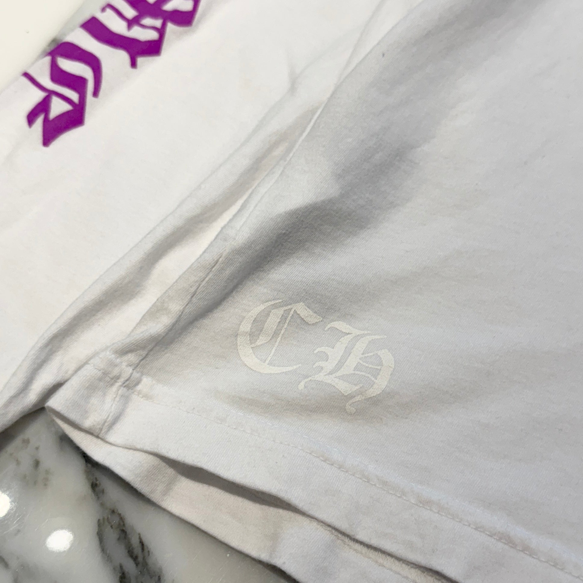 CHROME HEARTS Old English Neck Logo Neon Purple Long Sleeve Tee Size L クロムハーツ オールドイングリッシュ ネックロゴ ネオンパープル ロングスリーブ Tシャツ サイズL