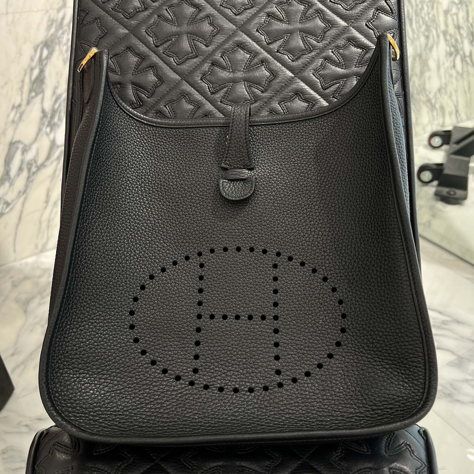 HERMES Evelyne Poche Ⅲ PM 29 "Noir" W刻印 エルメス エブリン ポッシュ Ⅲ PM 29 "ノワール" レザーショルダーバッグ