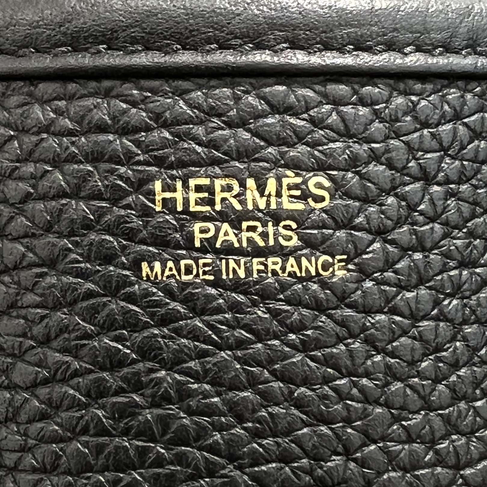 HERMES Evelyne Poche Ⅲ PM 29 "Noir" W刻印 エルメス エブリン ポッシュ Ⅲ PM 29 "ノワール" レザーショルダーバッグ