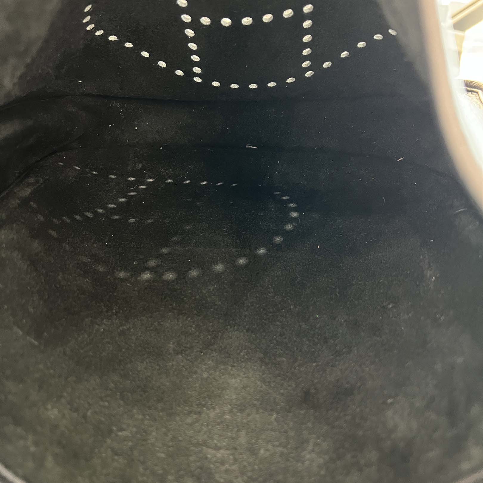 HERMES Evelyne Poche Ⅲ PM 29 "Noir" W刻印 エルメス エブリン ポッシュ Ⅲ PM 29 "ノワール" レザーショルダーバッグ