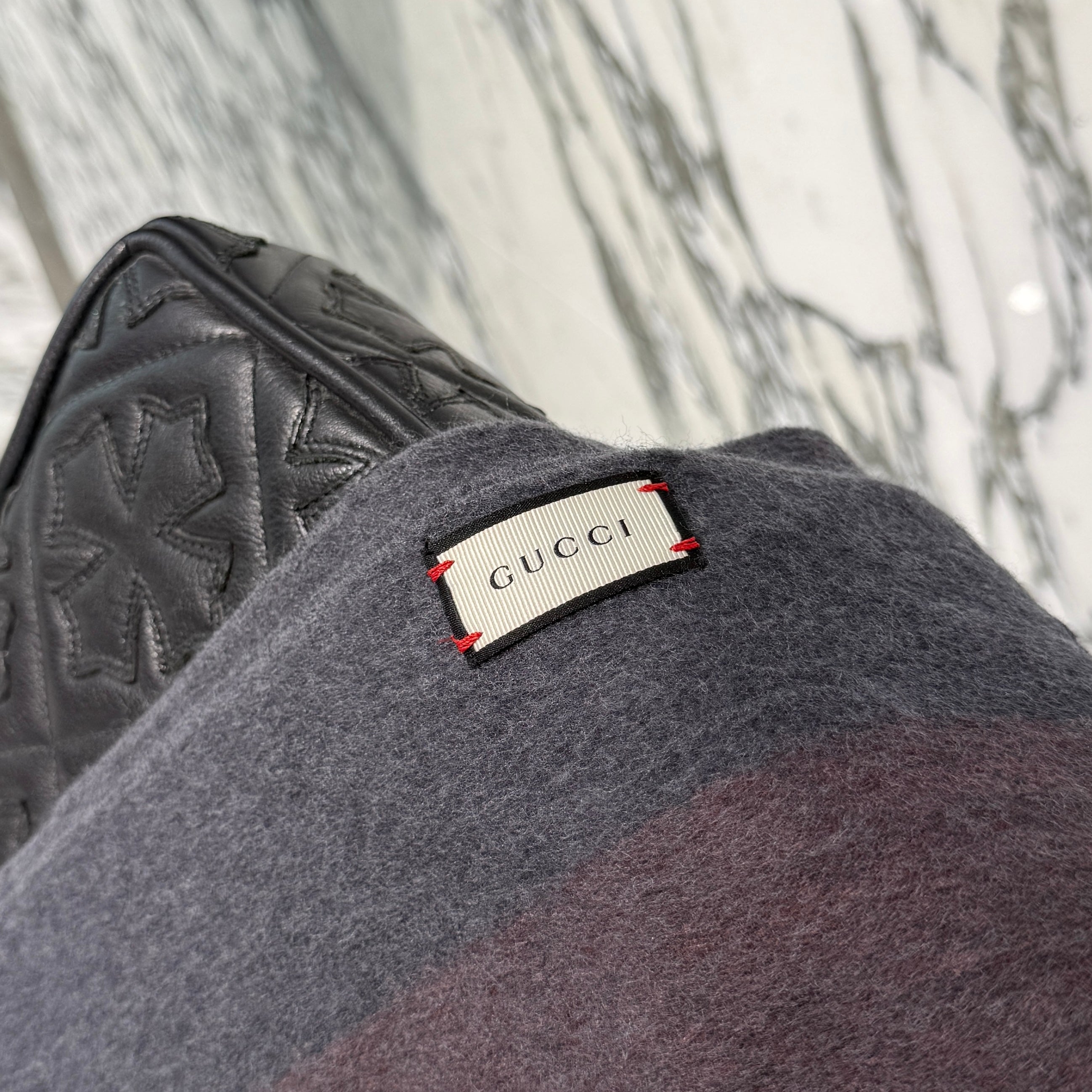 GUCCI シェリーライン　ウール　マフラー 楽天市場】GUCCI グッチ シェリーライン ウール100％ 千鳥格子柄