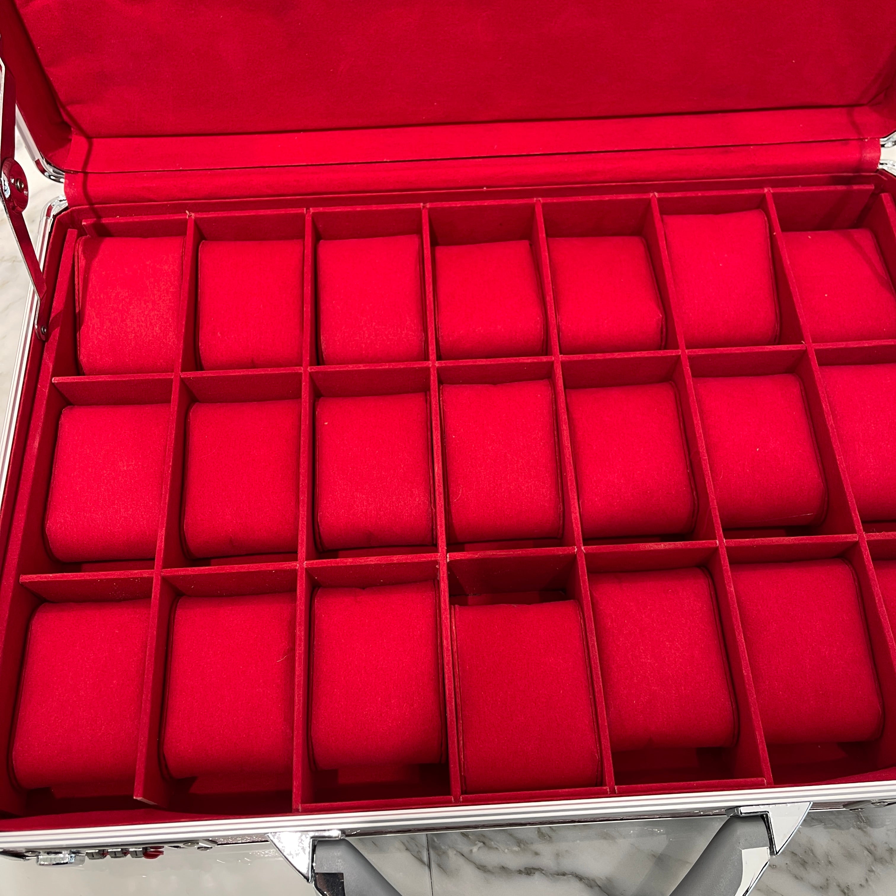 Lionesse Luggage Bags WATCH CASE ライオネス ラゲッジバッグ ウォッチケース 腕時計ケース