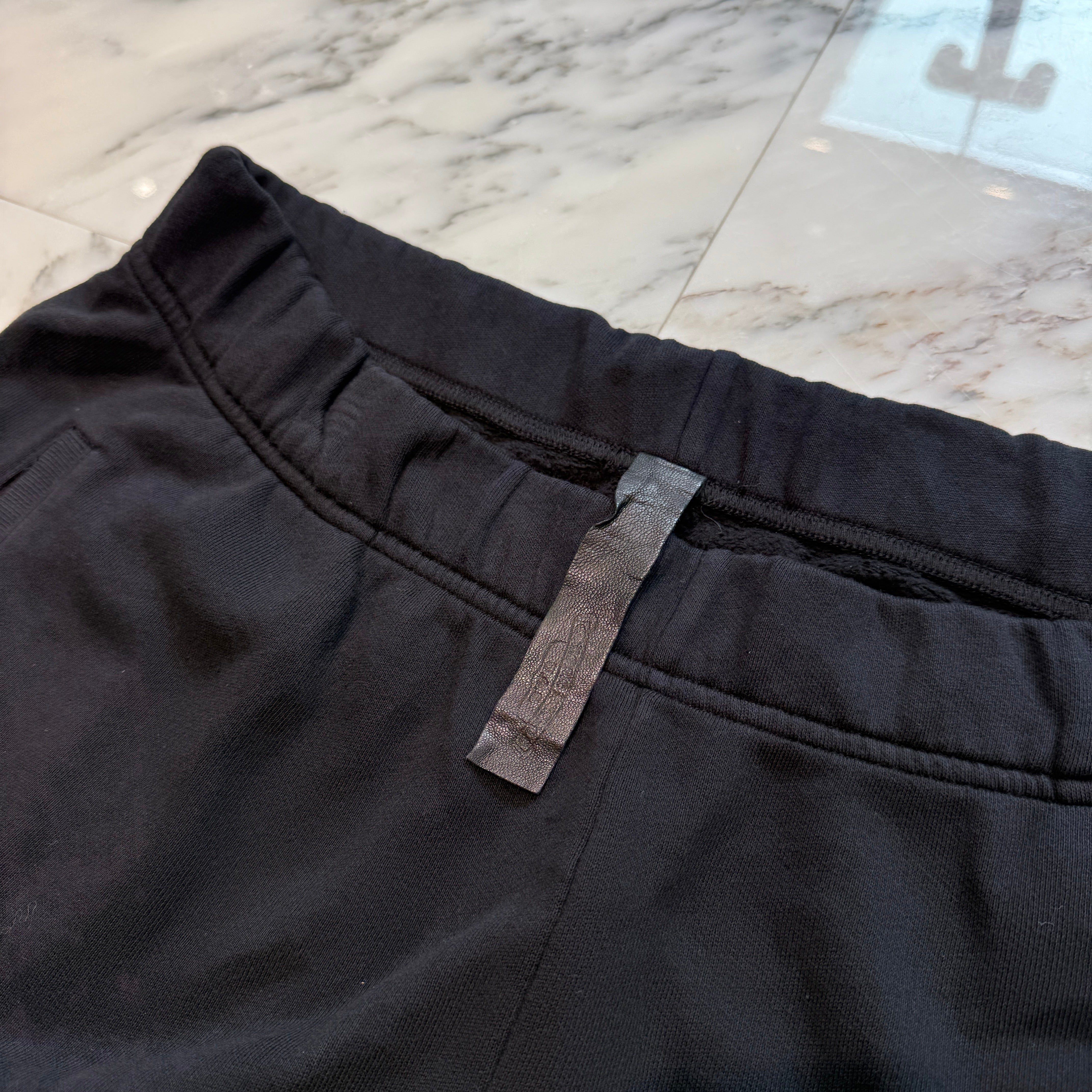 CHROME HEARTS Y NOT Vertical Logo Cross Embroidery Sweat Half Pants Size L クロムハ―ツ ワイノット ヴァーティカルロゴ クロス刺繡 スウェット ハーフパンツ サイズL