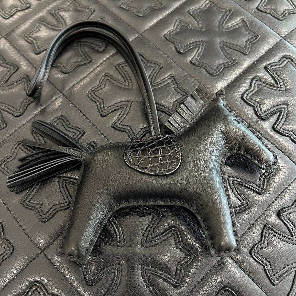 HERMES Rodeo Touch Charm MM Y刻印 エルメス ロデオタッチ チャーム MM Y刻印