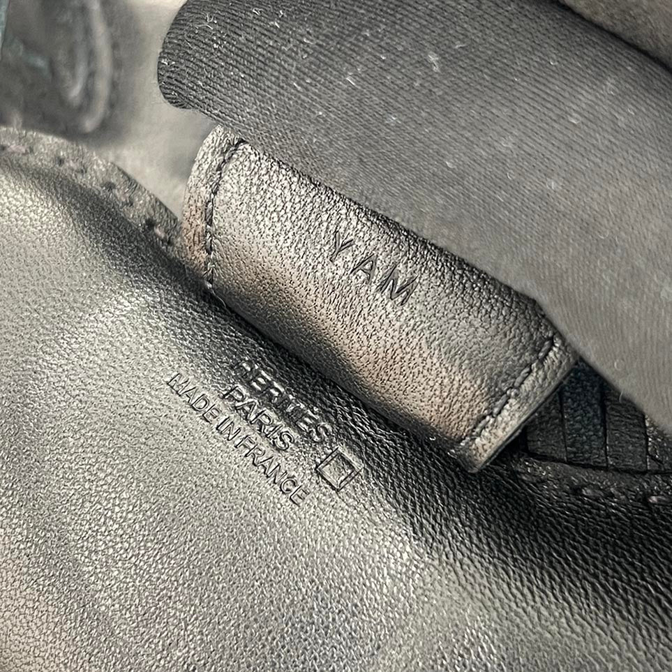 HERMES Rodeo Touch Charm MM Y刻印 エルメス ロデオタッチ チャーム MM Y刻印